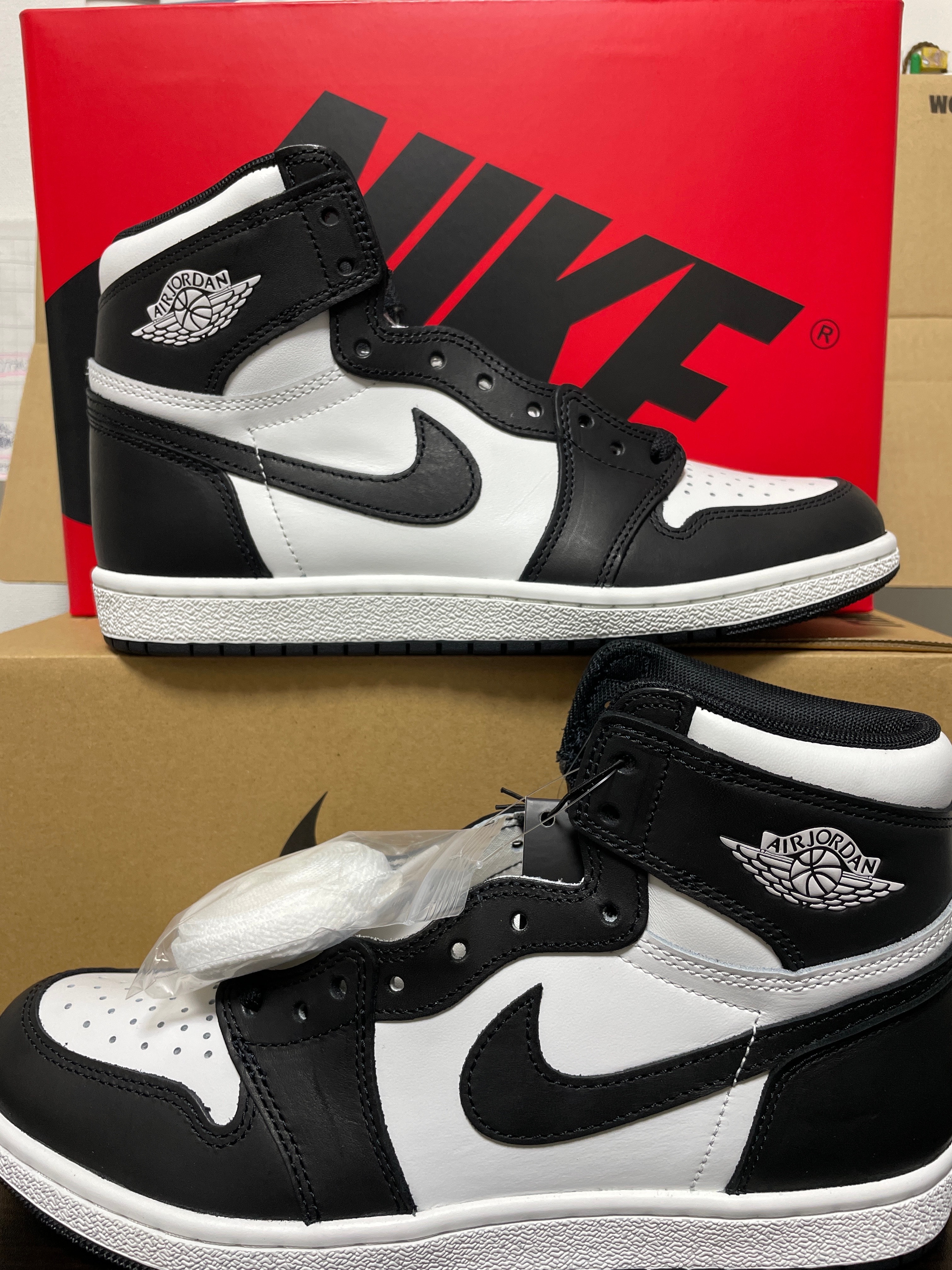 Nike Air Jordan 1 High '85 "Black/White"