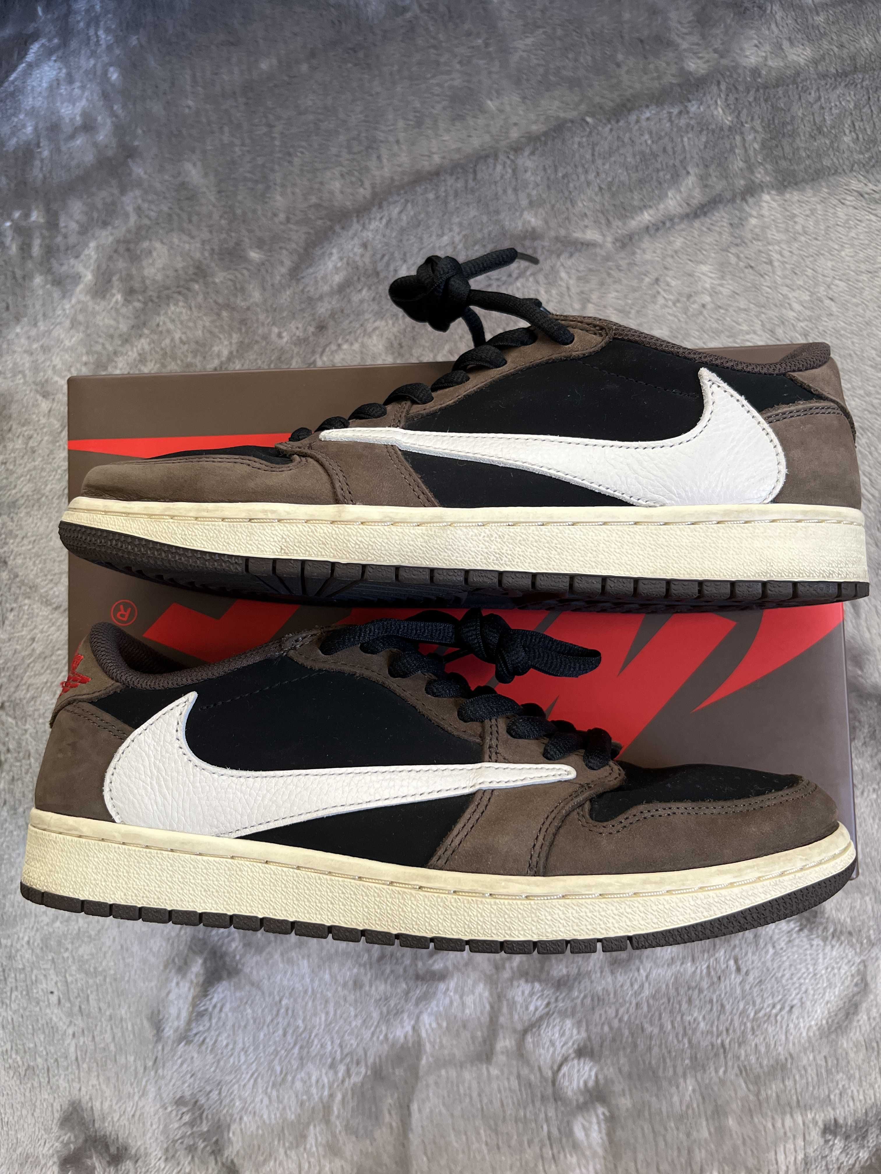 Travis Scott × Nike Air Jordan 1 Low OG SP-T "Black/Dark Mocha"