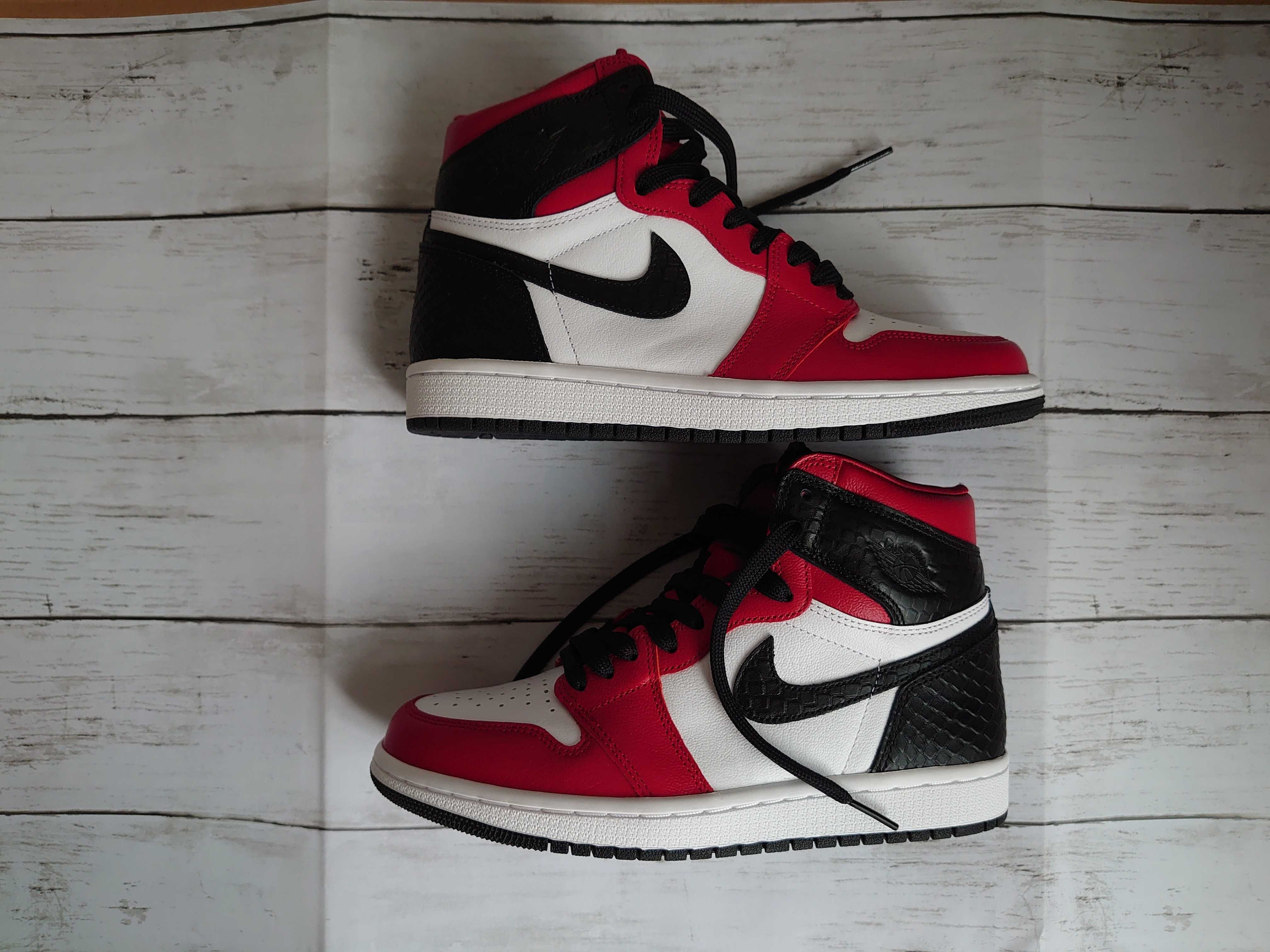 Nike Women's Air Jordan 1 High OG "Satin Red"
