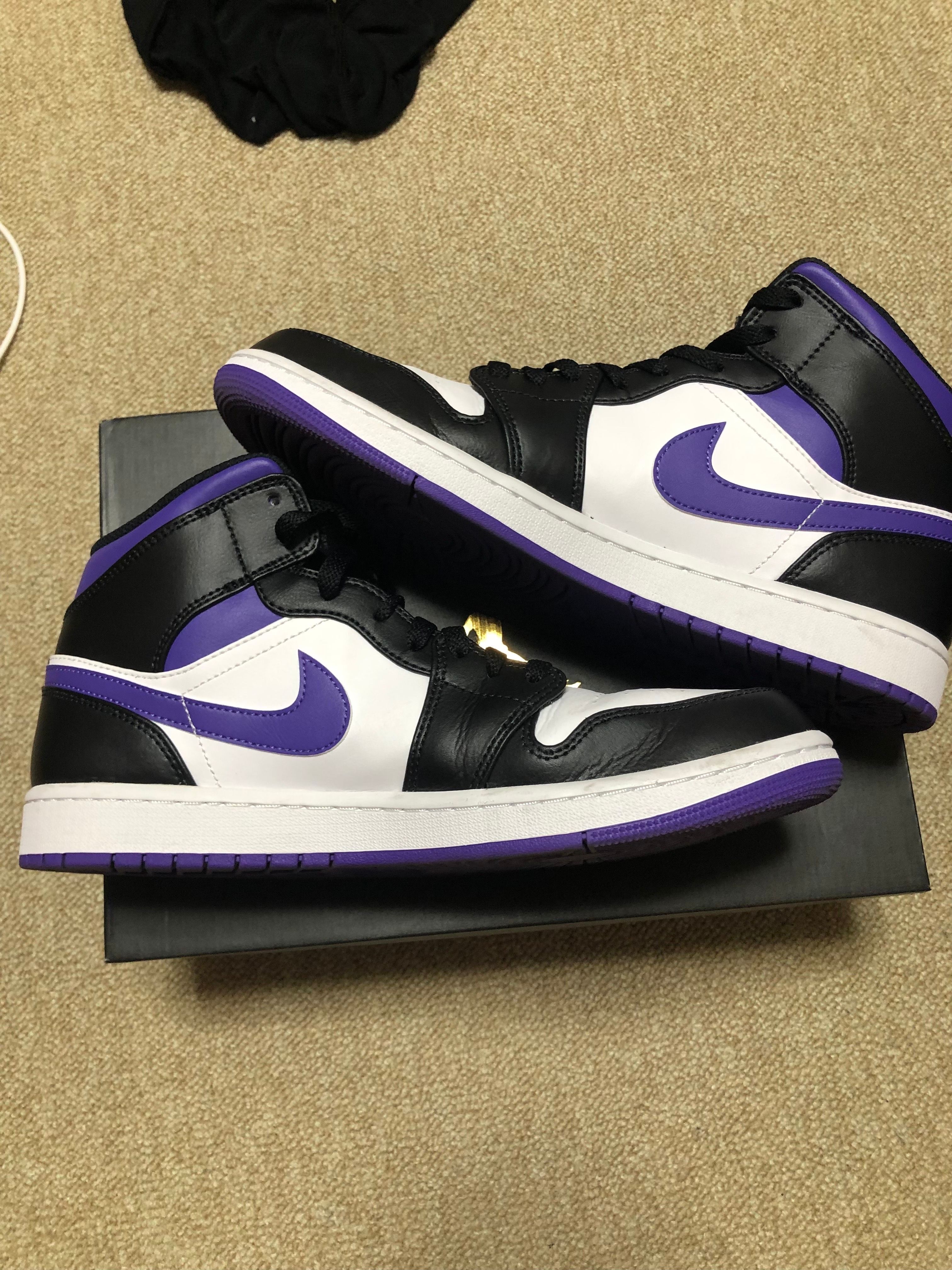 Nike Air Jordan 1 Mid "Black/Court Purple"