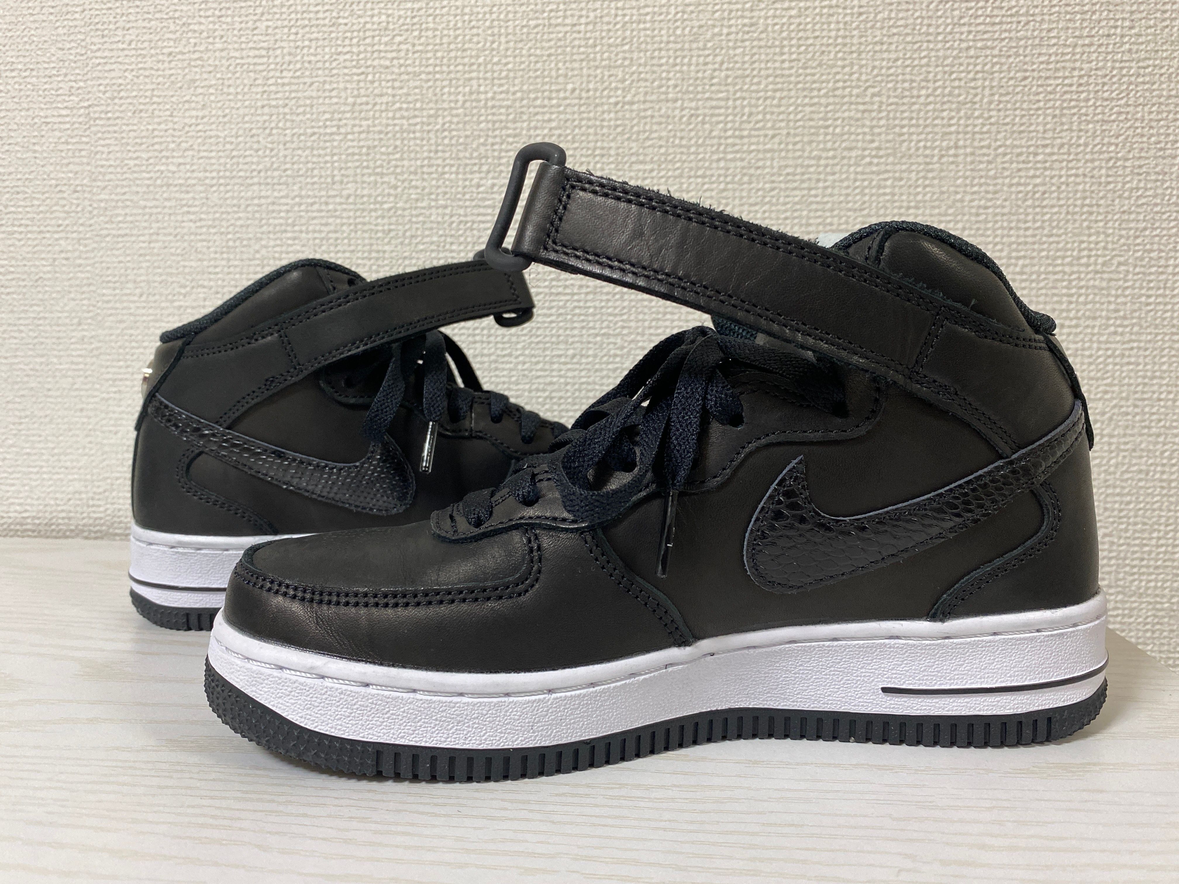 Stussy × Nike Air Force 1 Mid "Black/Black"