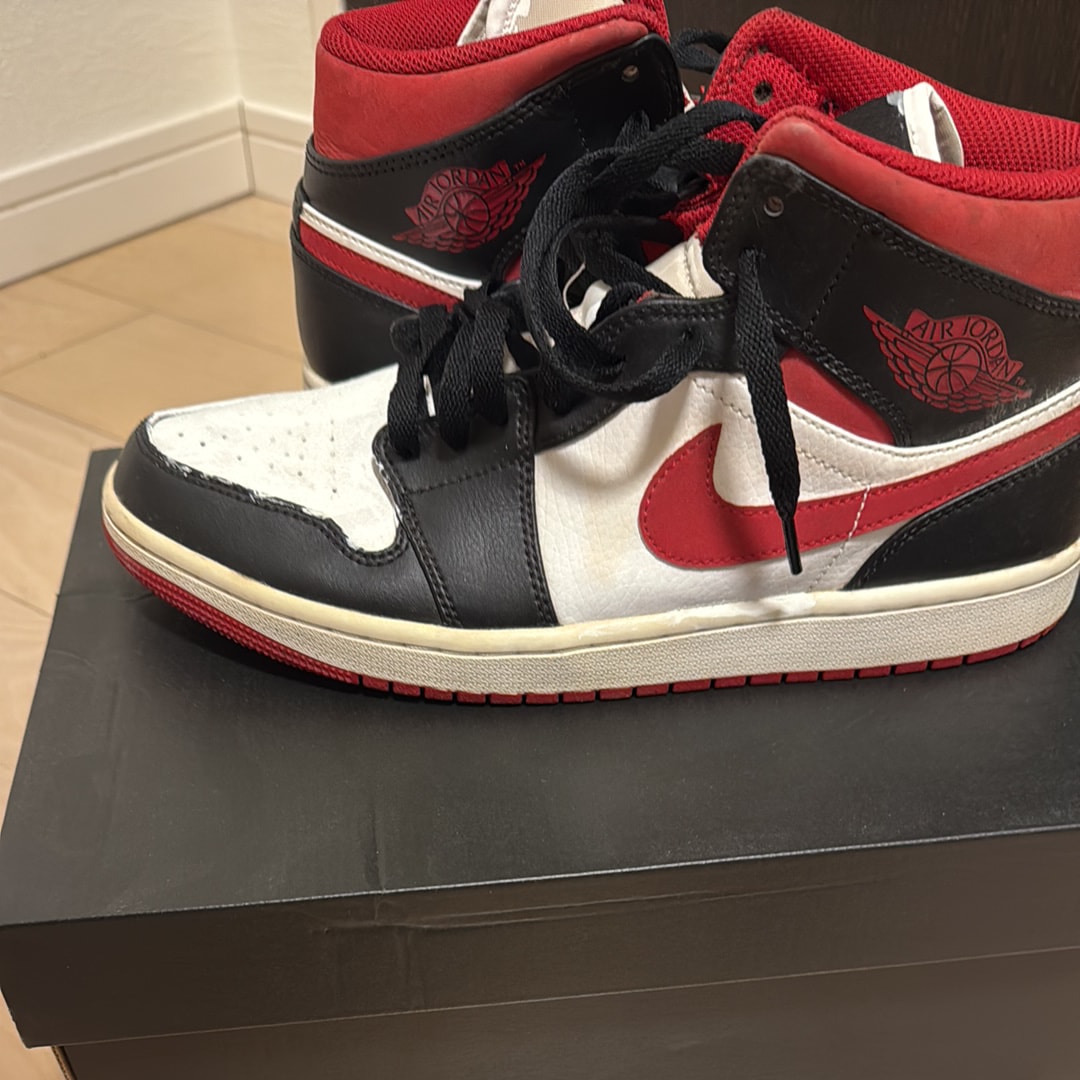Nike Air Jordan 1 Mid "White/Gym Red Black"