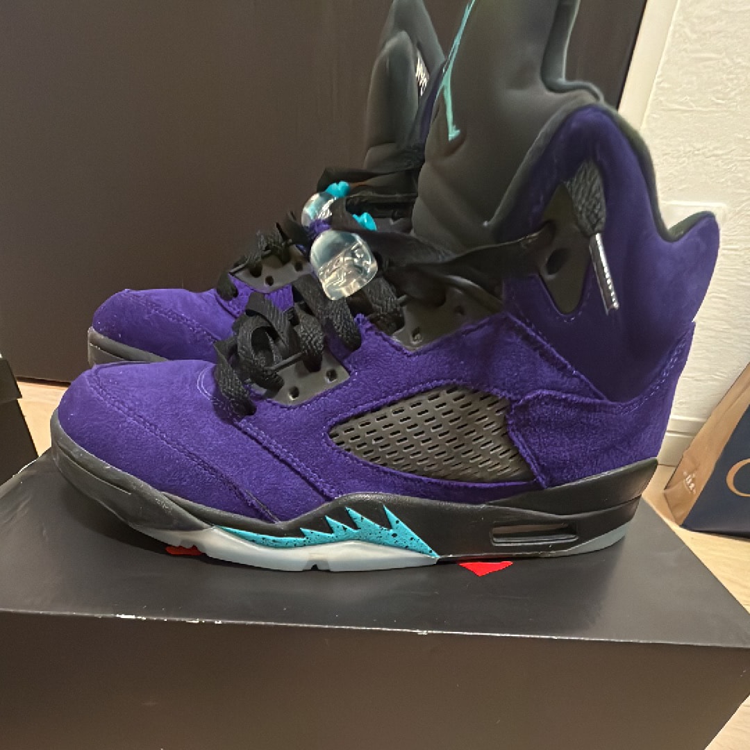 ジョーダン エアジョーダン5 (JORDAN Air Jordan 5) の新作・中古通販