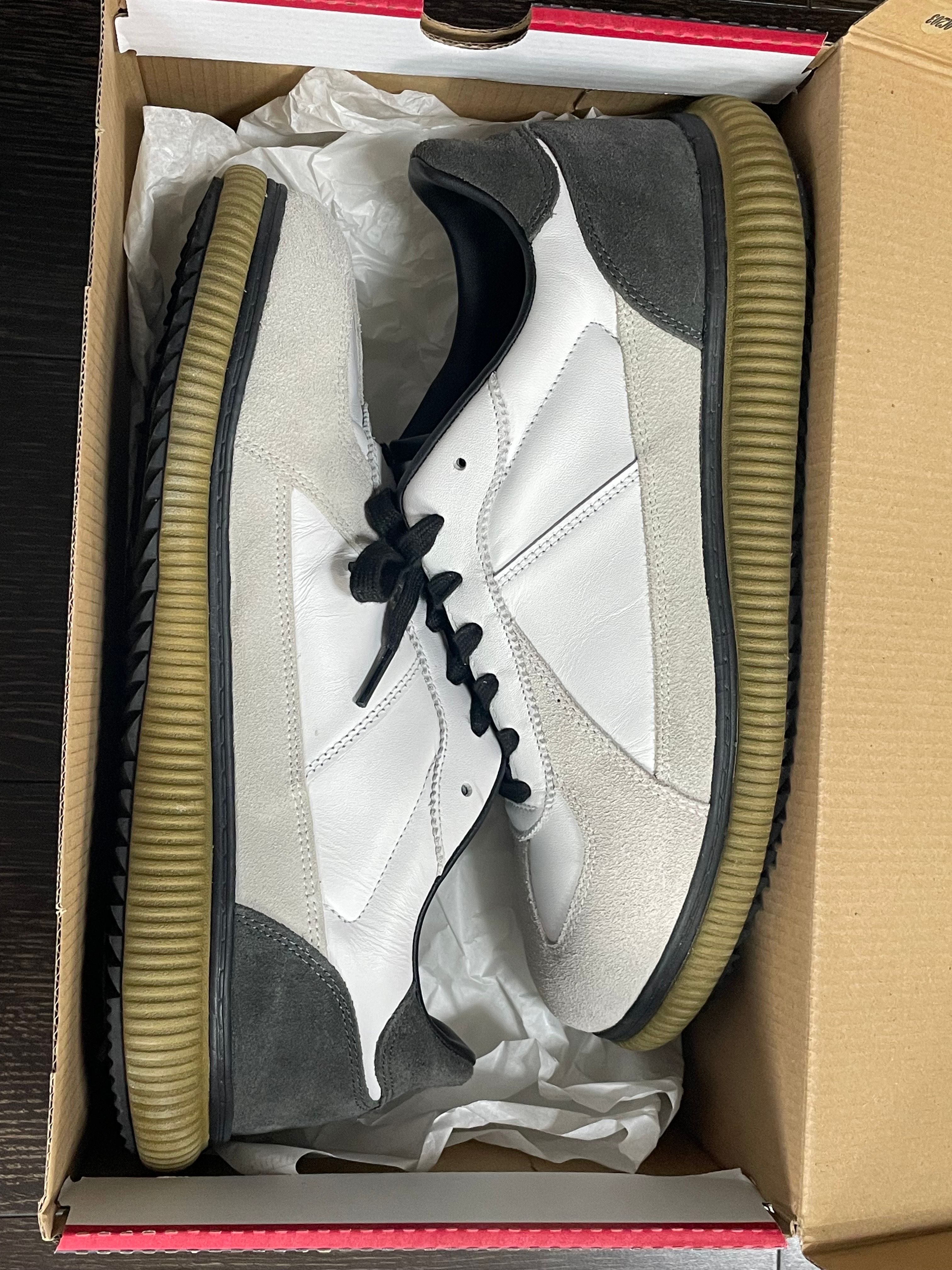 Onitsuka Tiger Delecity L "White/Graphite Gray"