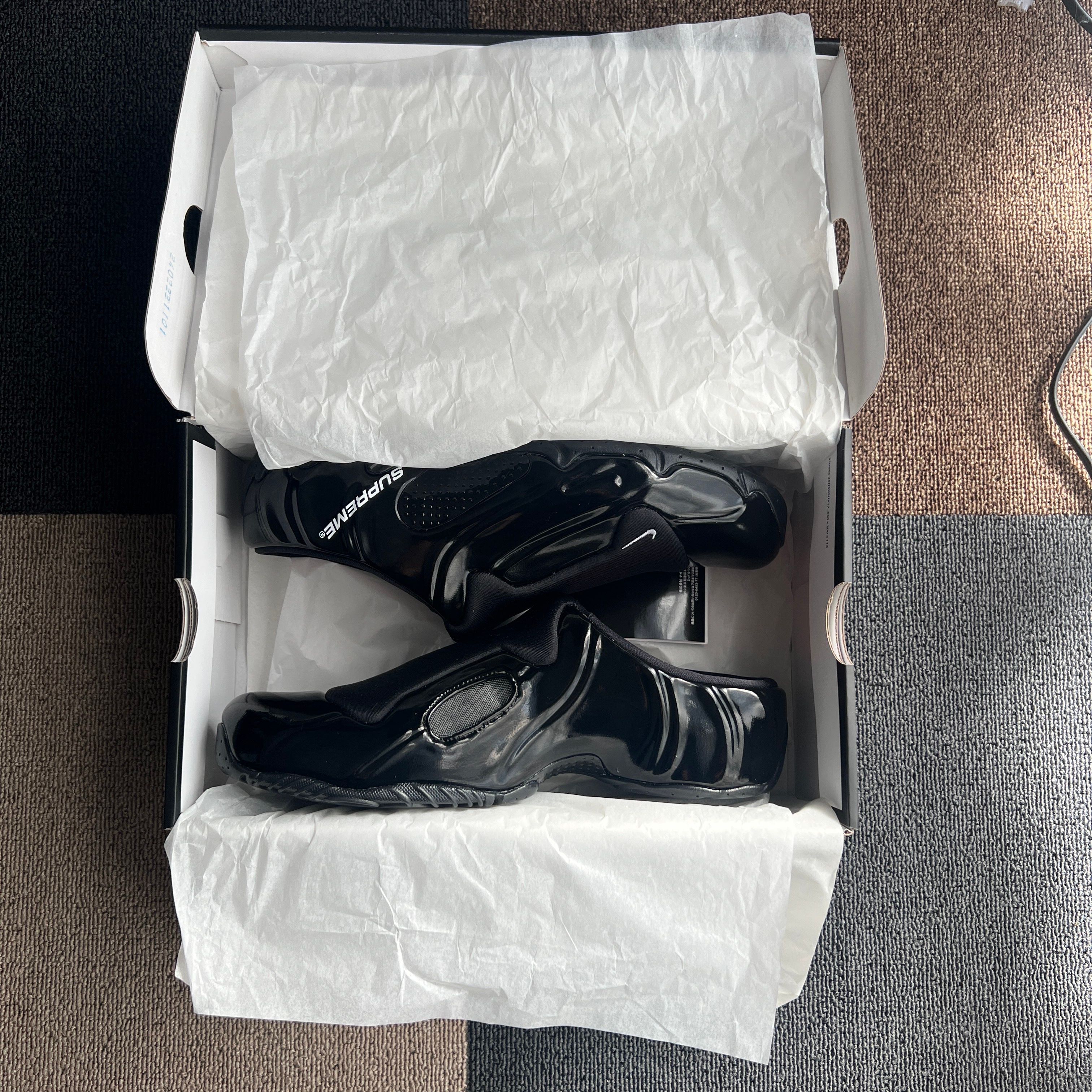 Supreme × Nike Clogposite SP "Black"