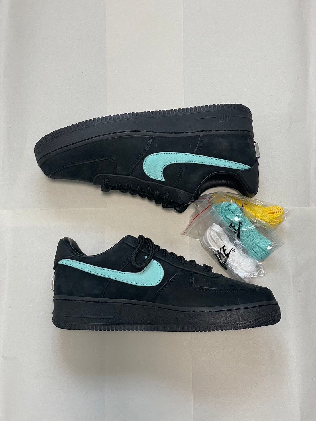 Tiffany & Co. × Nike Air Force 1 Low "1837"