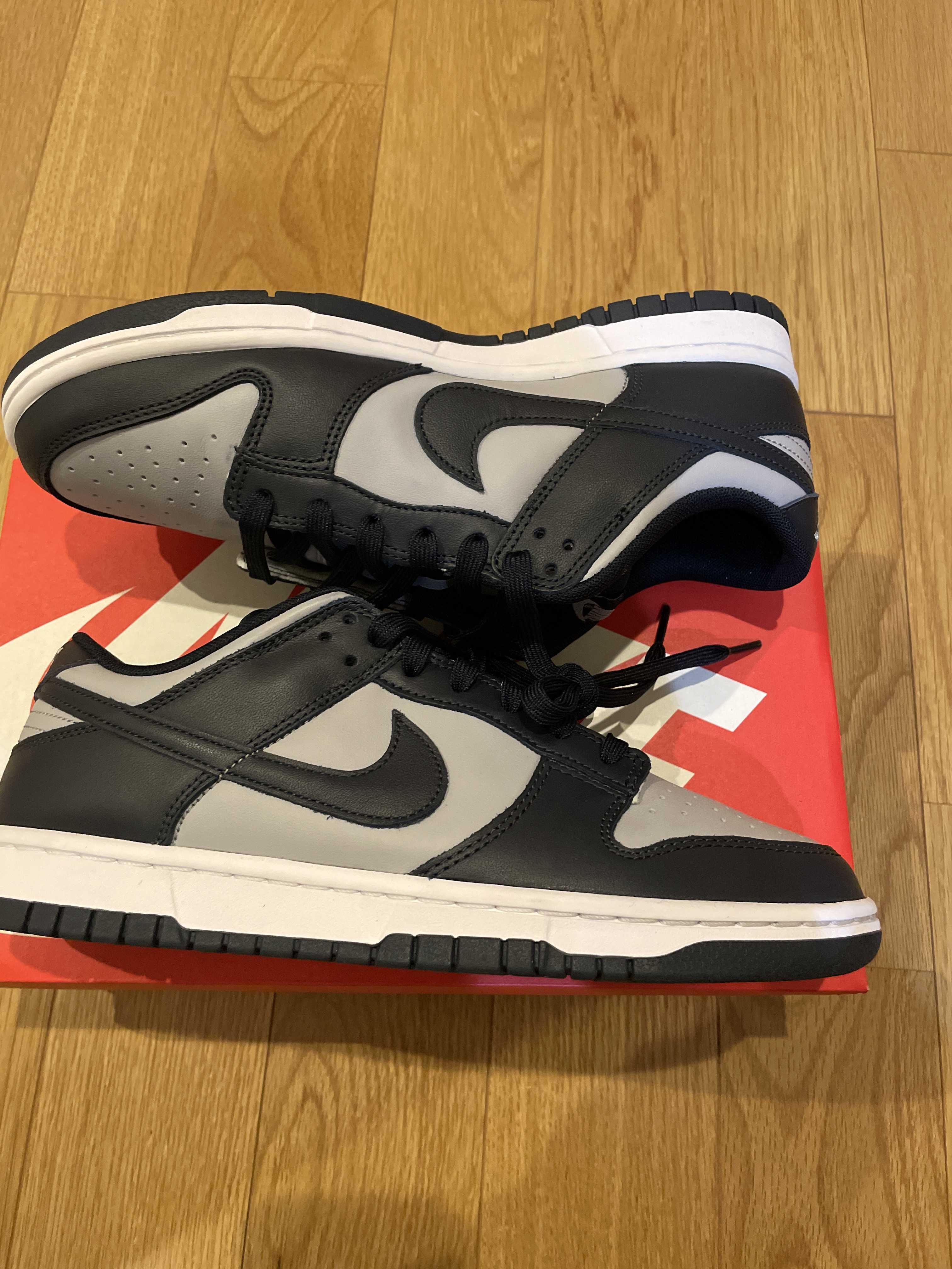 Nike Dunk Low "Championship Grey"