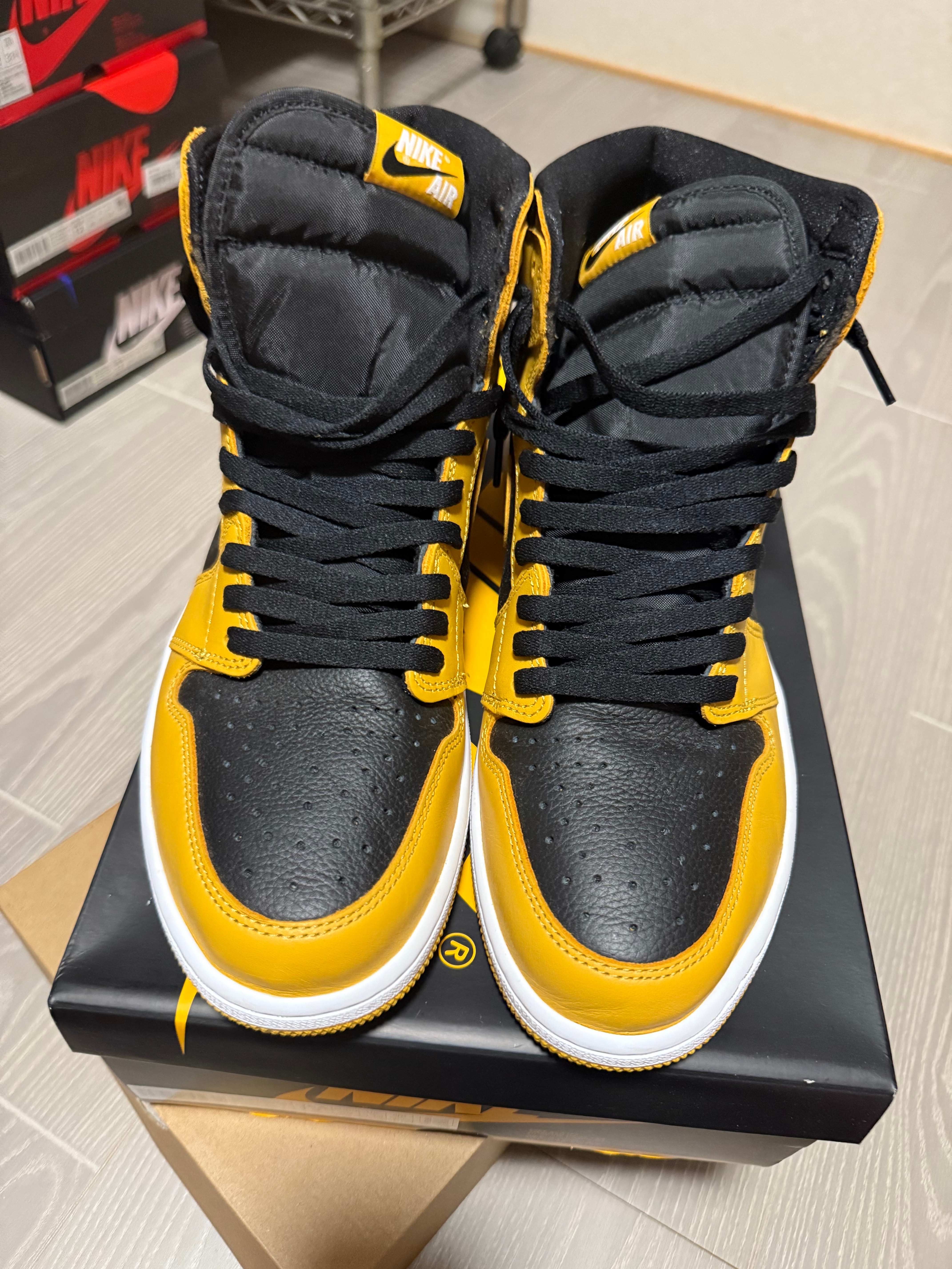 Nike Air Jordan 1 High OG "Pollen"