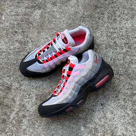 ナイキ エアマックス95 "ホワイト/ソーラーレッド"