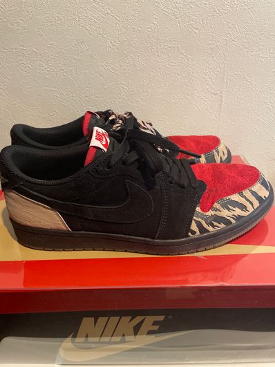 Sole Fly × Nike Air Jordan 1 Low "Black and Sport Red"