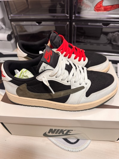 Travis Scott × Nike Women's Air Jordan 1 Low OG "Medium Olive"