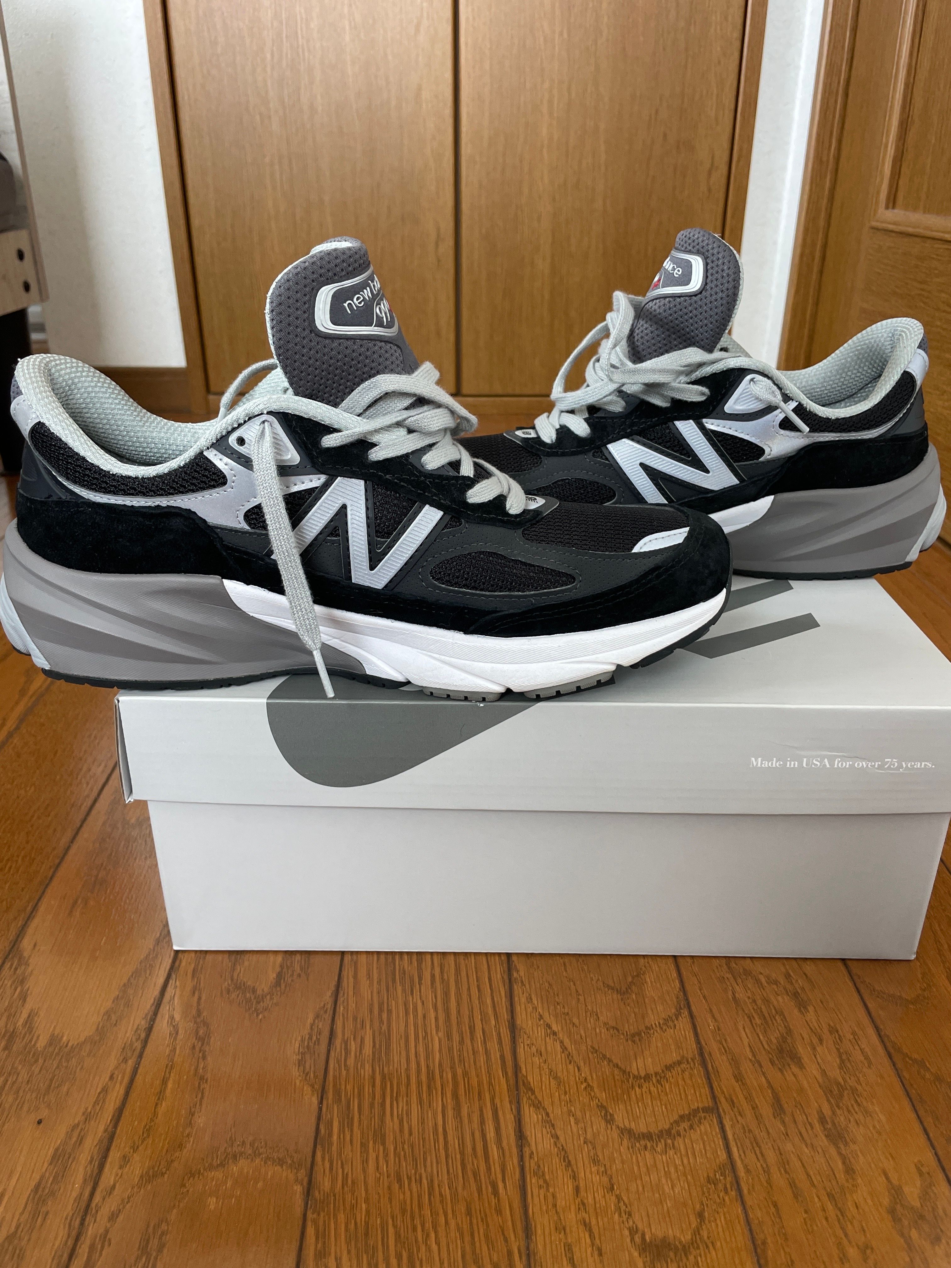 New Balance 990V6 "Black" (Heel NB Logo)