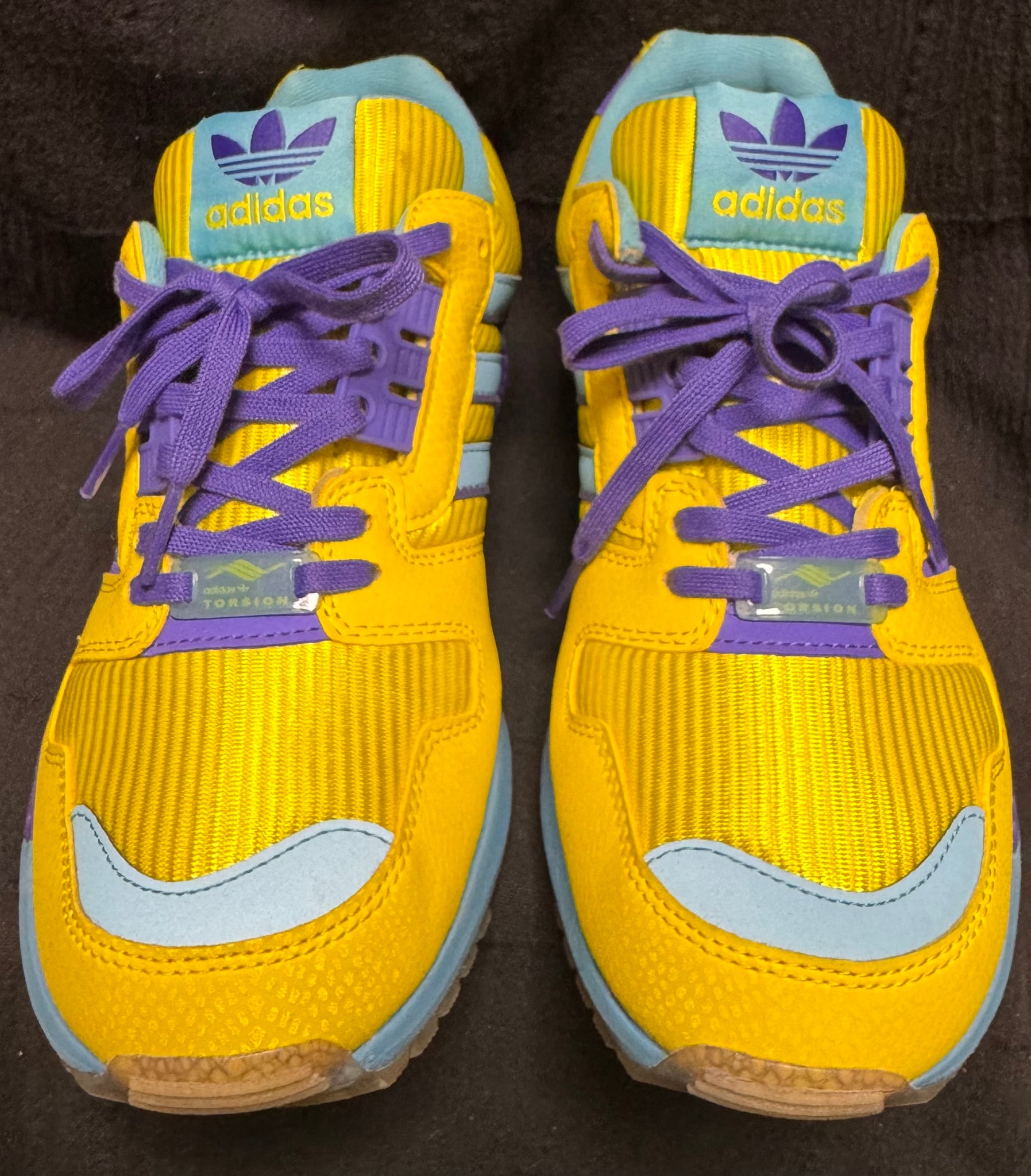 atmos × adidas ZX 8000 "Ura"