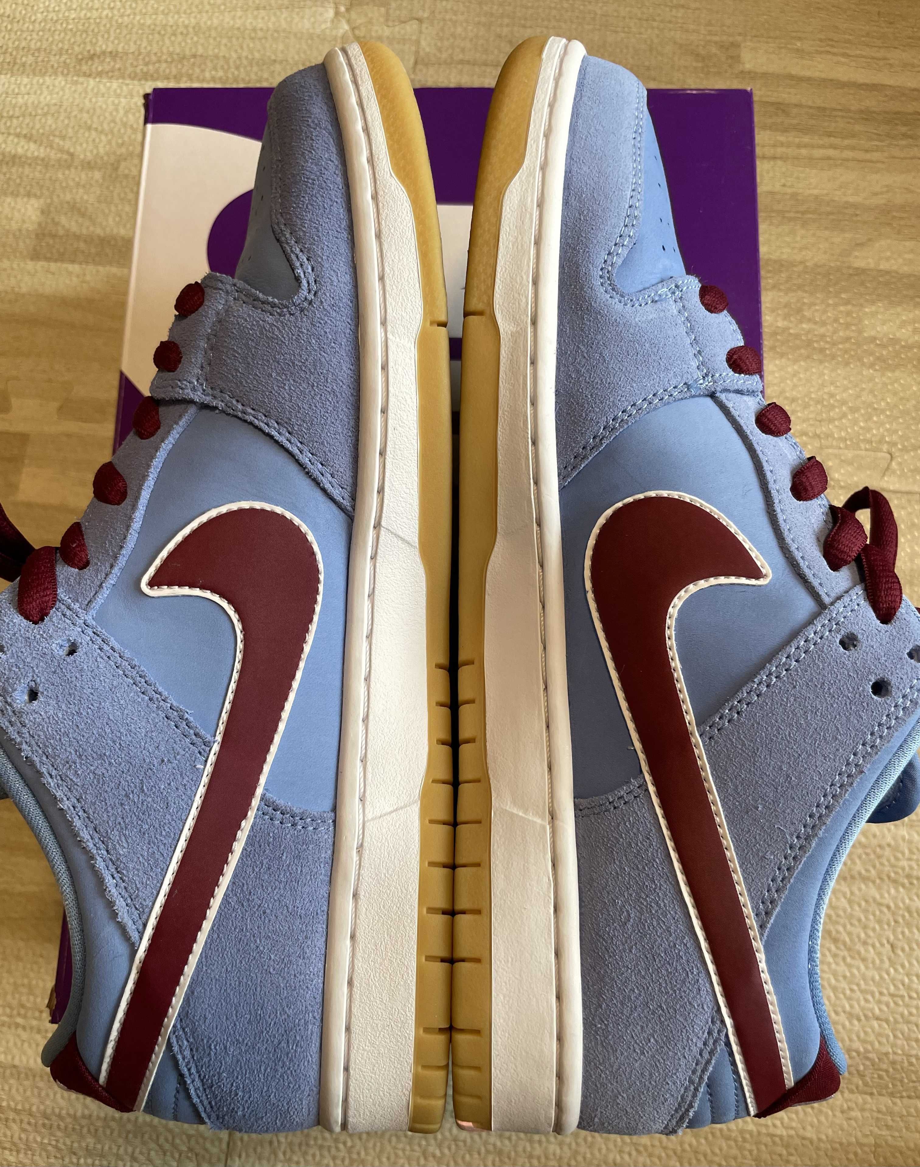 Nike SB Dunk Low Pro "Philadelphia Phillies/Valor Blue and Team Maroon"