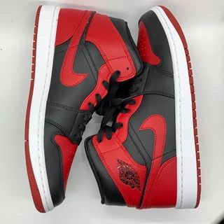 Nike Air Jordan 1 Mid "Bred"