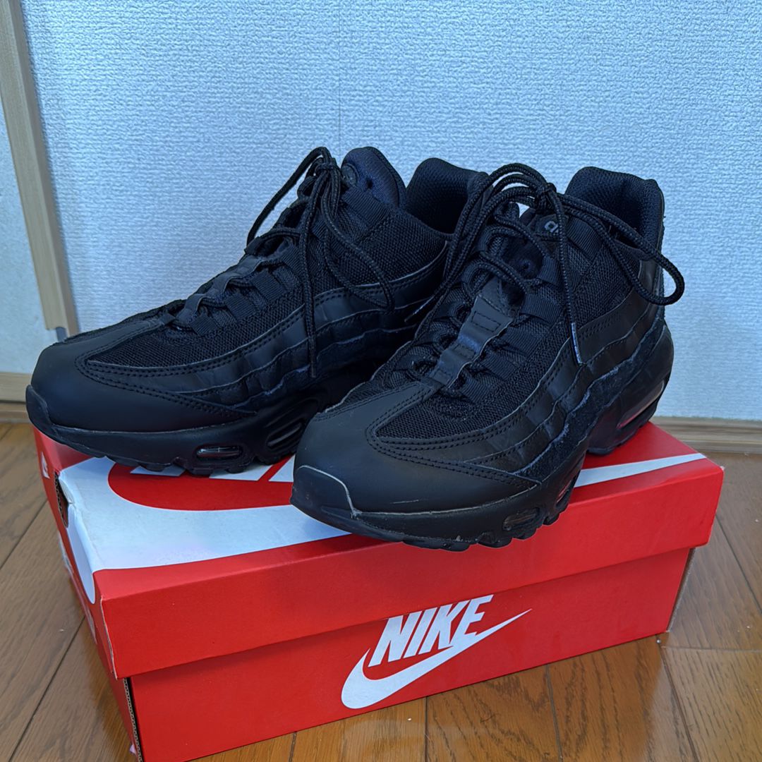 Nike Air Max 95 Essential "Black/Dark Grey/Black"