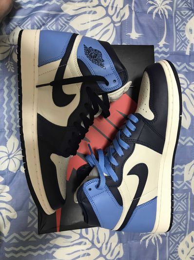 Nike Air Jordan 1 Retro High OG "Obsidian/University Blue"