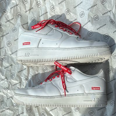 Supreme × Nike Air Force 1 Low "White"