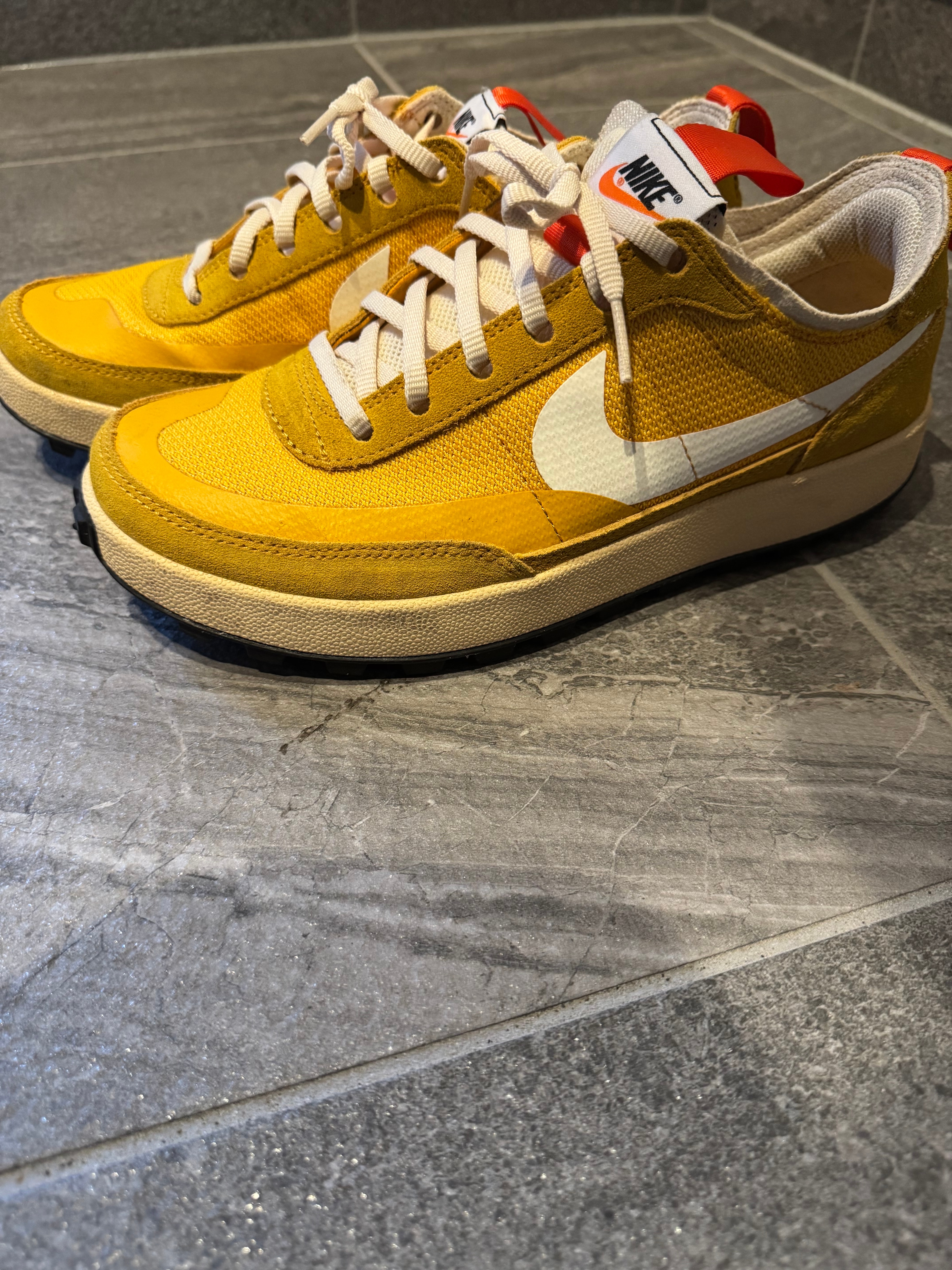 トムサックス × ナイキクラフト ウィメンズ ジェネラル パーパス シュー "イエロー / アーカイブ"