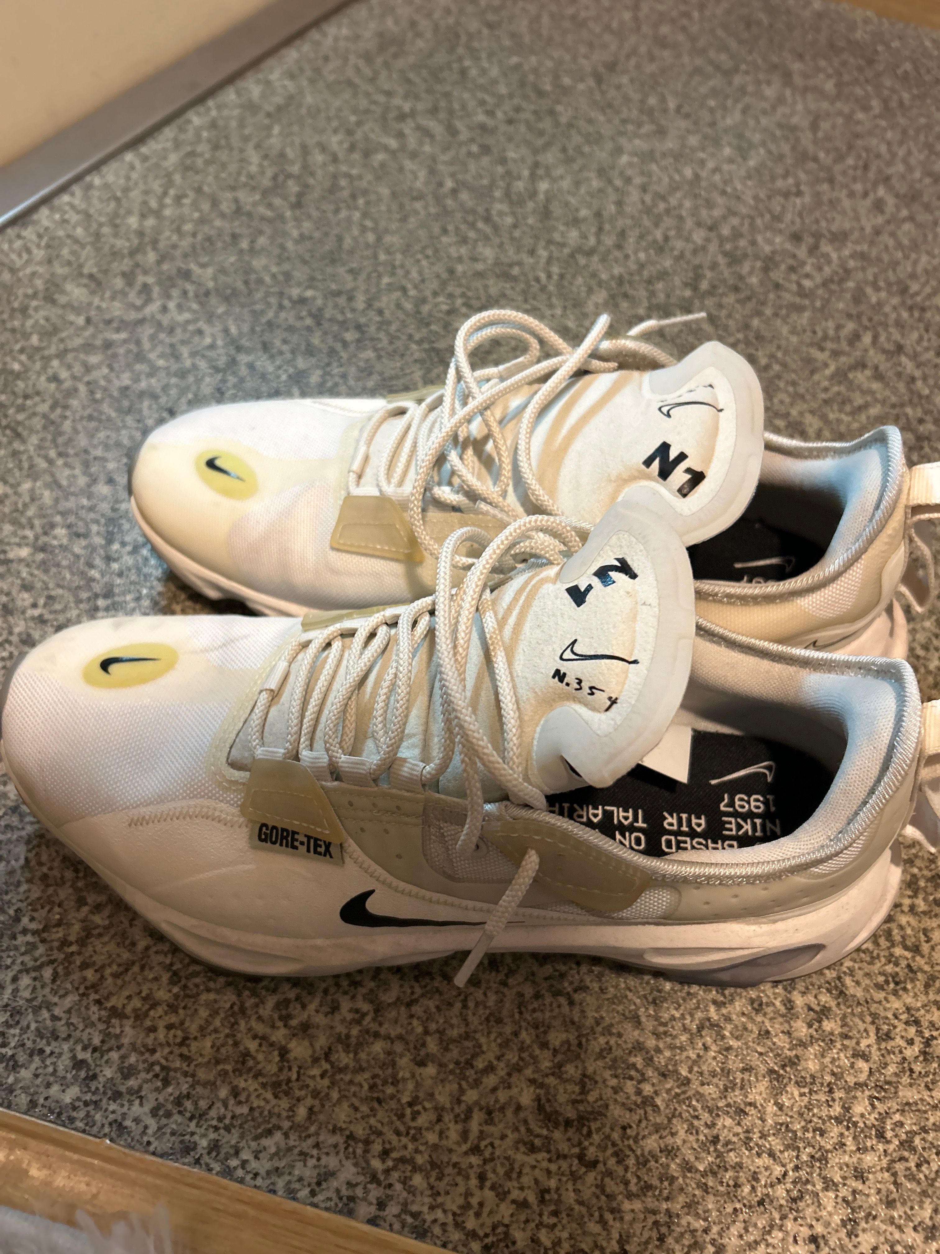 Nike React GORE-TEX "Phantom/Bone"