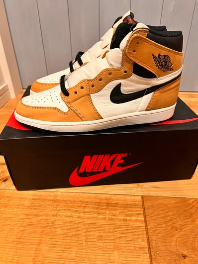 Nike Air Jordan 1 RETRO High "Rookie of The Year"