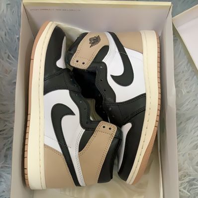 Nike Women's Air Jordan 1 Retro High OG "Latte"