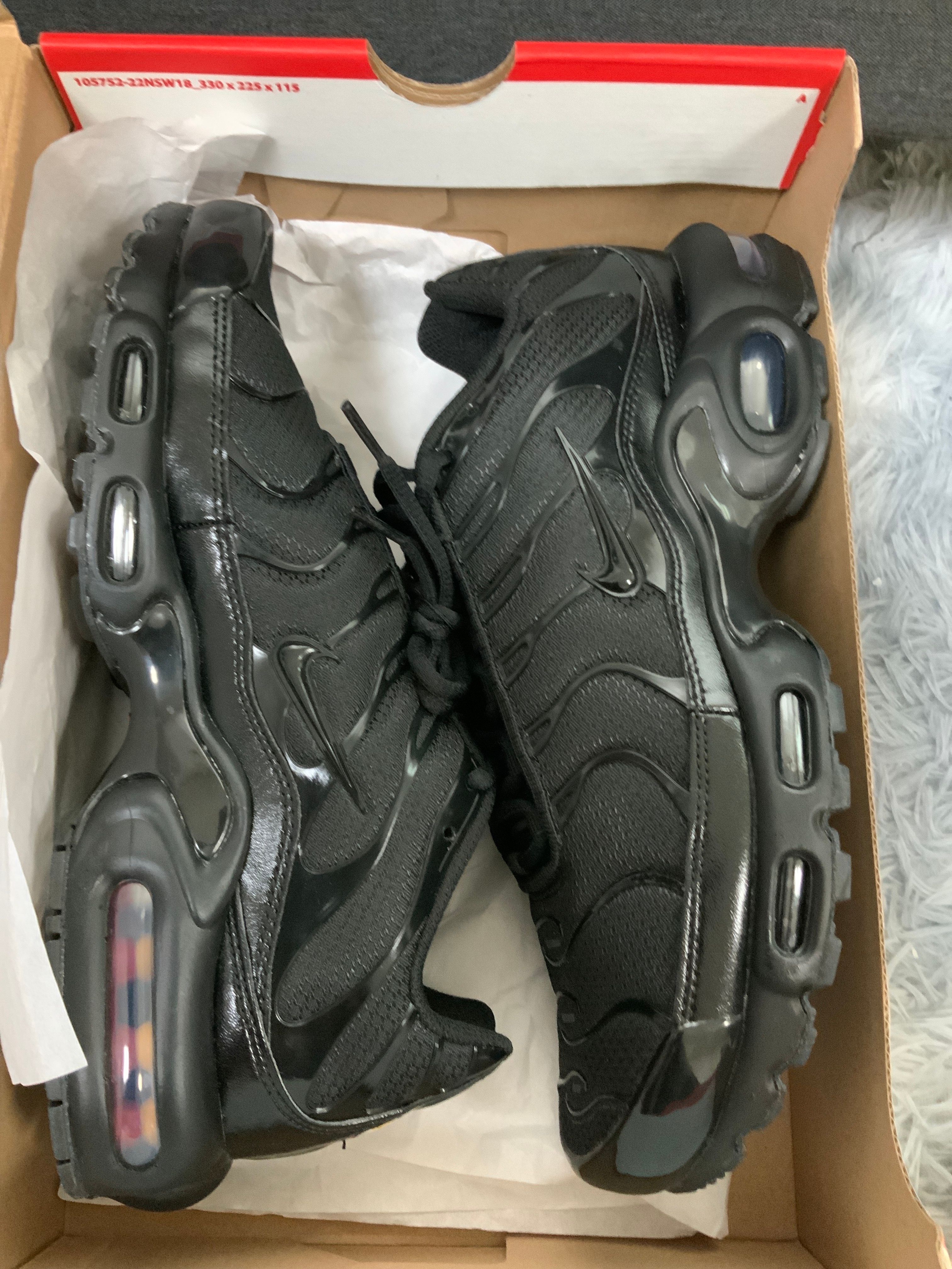 Nike Air Max Plus "Triple Black"