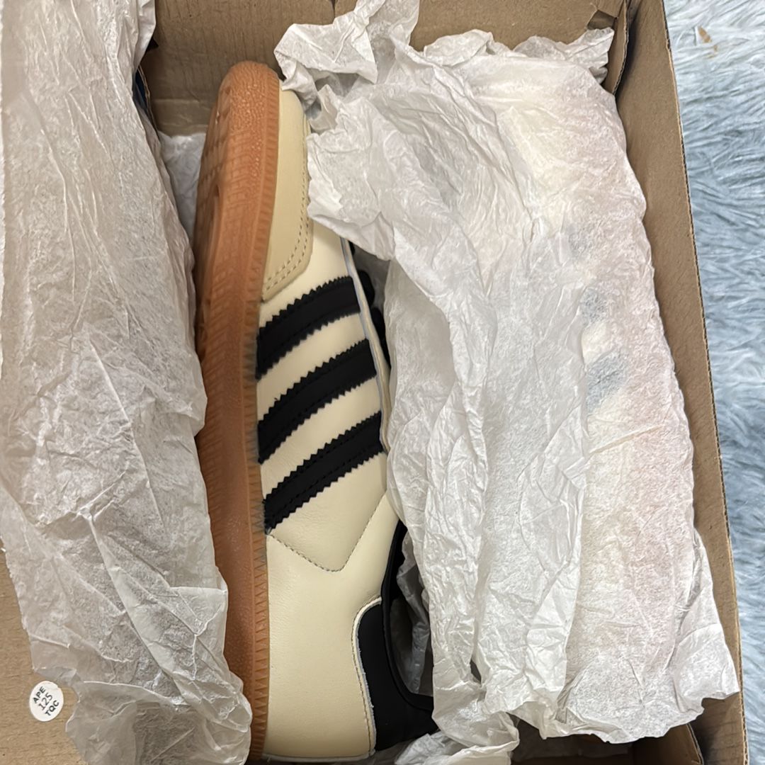 adidas Women's Samba OG "Cream White/Core Black/Sandstrata"