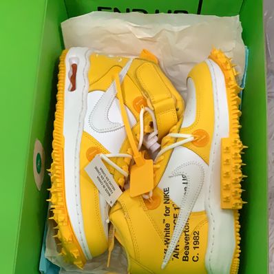 Off-White × Nike Air Force 1 Mid SP LTHR "White and Varsity Maize"