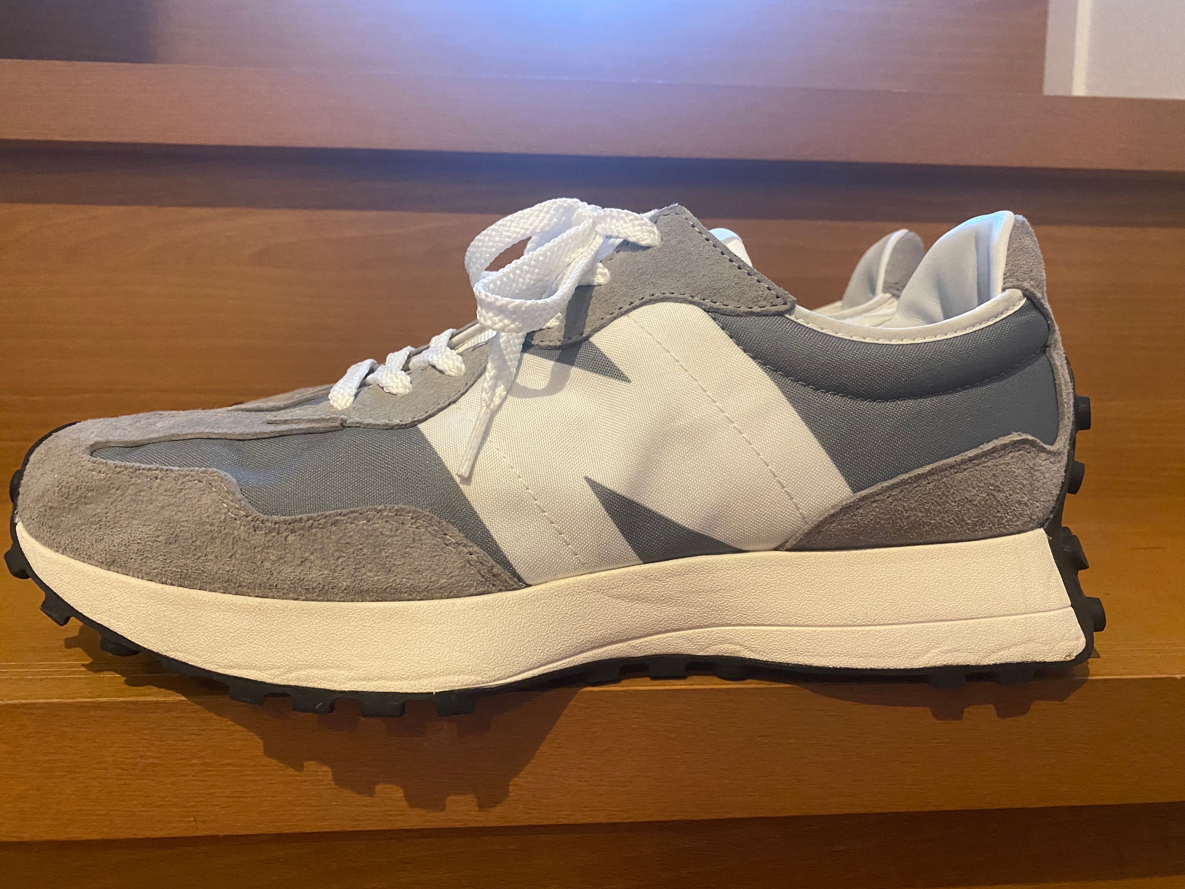 New Balance 327 "Gray"
