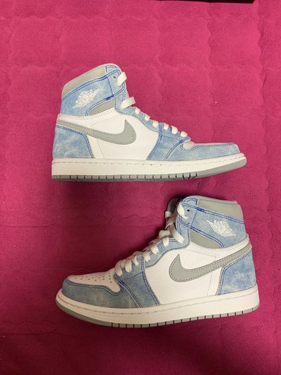 Nike GS Air Jordan 1 High OG "Hyper Royal"