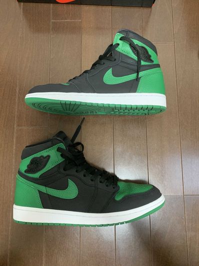 Nike Air Jordan 1 Retro High OG "Black/Pine Green" (2020)