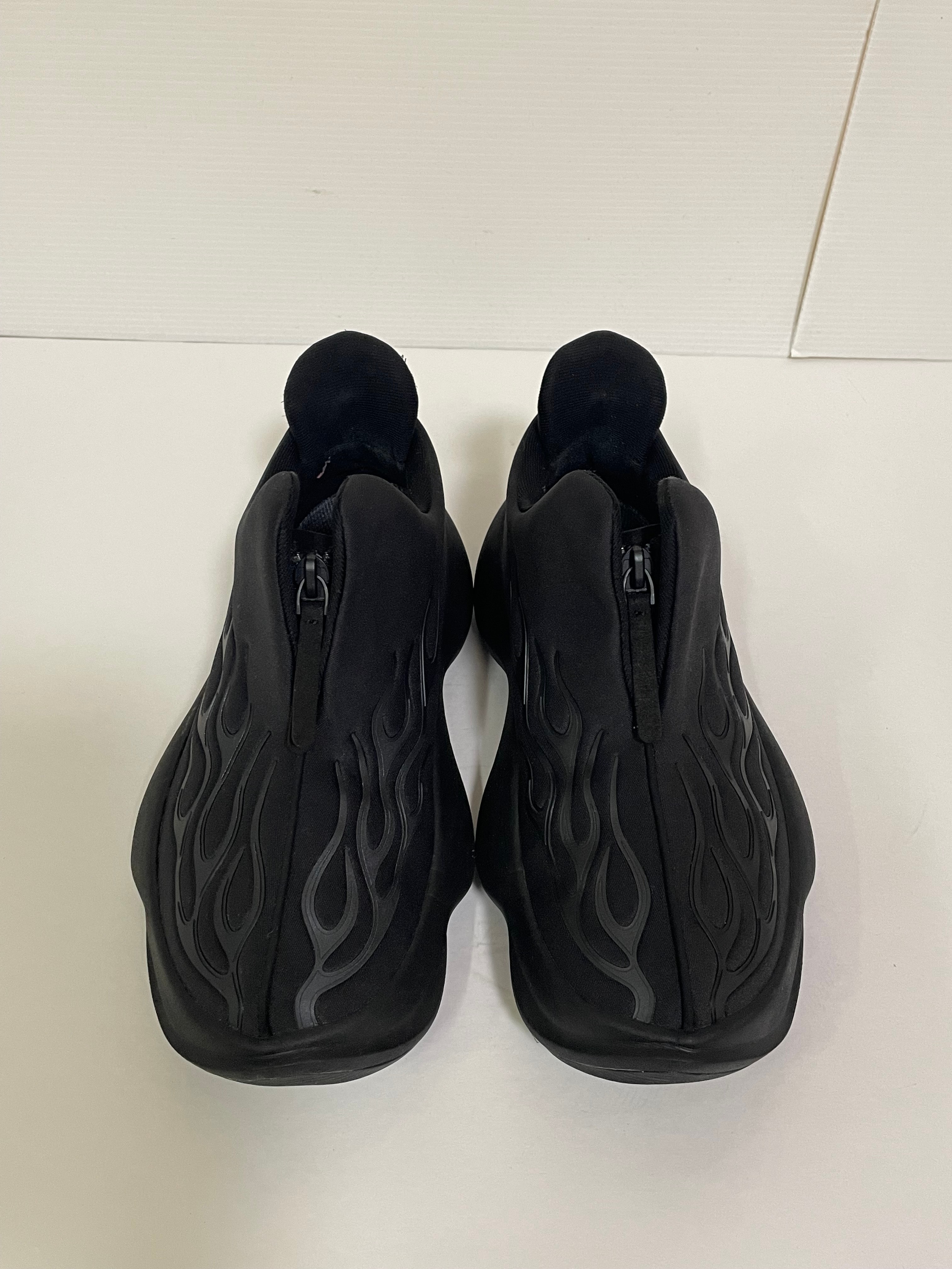 アシックス ワン "ブラック" / ONE OK ROCK / ワンオクロック / Taka着用モデル