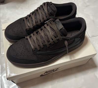 Travis Scott × Nike Air Jordan 1 Low OG SP "Velvet Brown and Dark Mocha"