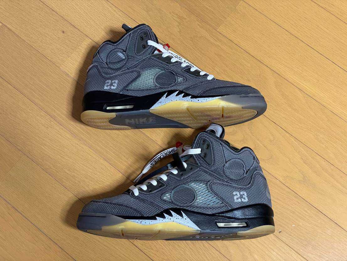 Off-White × Nike Air Jordan 5 "Black/Muslin/Fire Red"