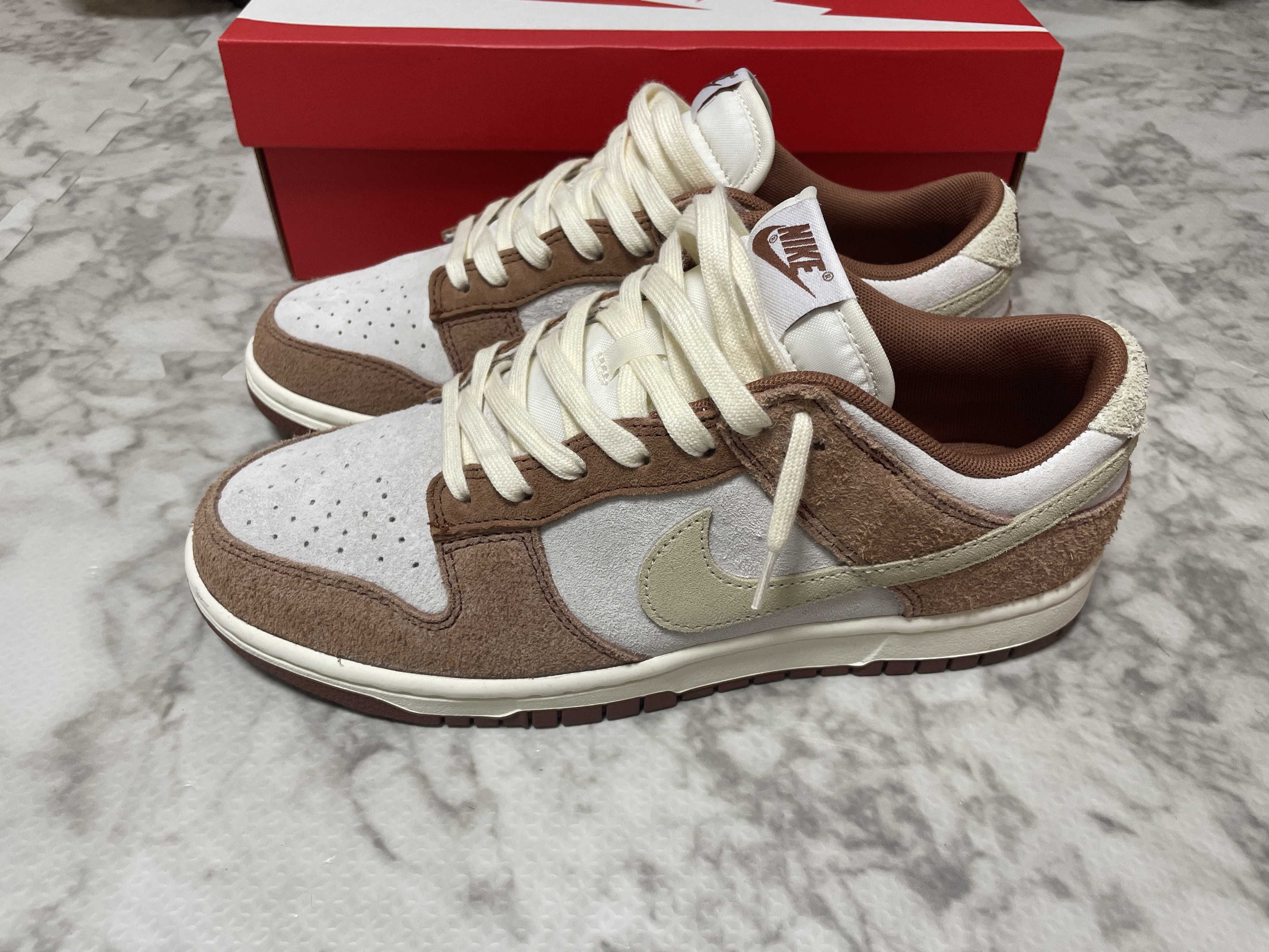 Nike Dunk Low PRM "Medium Curry"