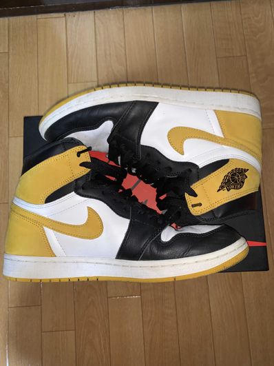 Nike Air Jordan 1 Retro High OG "Black Toe/Yellow Ochre"