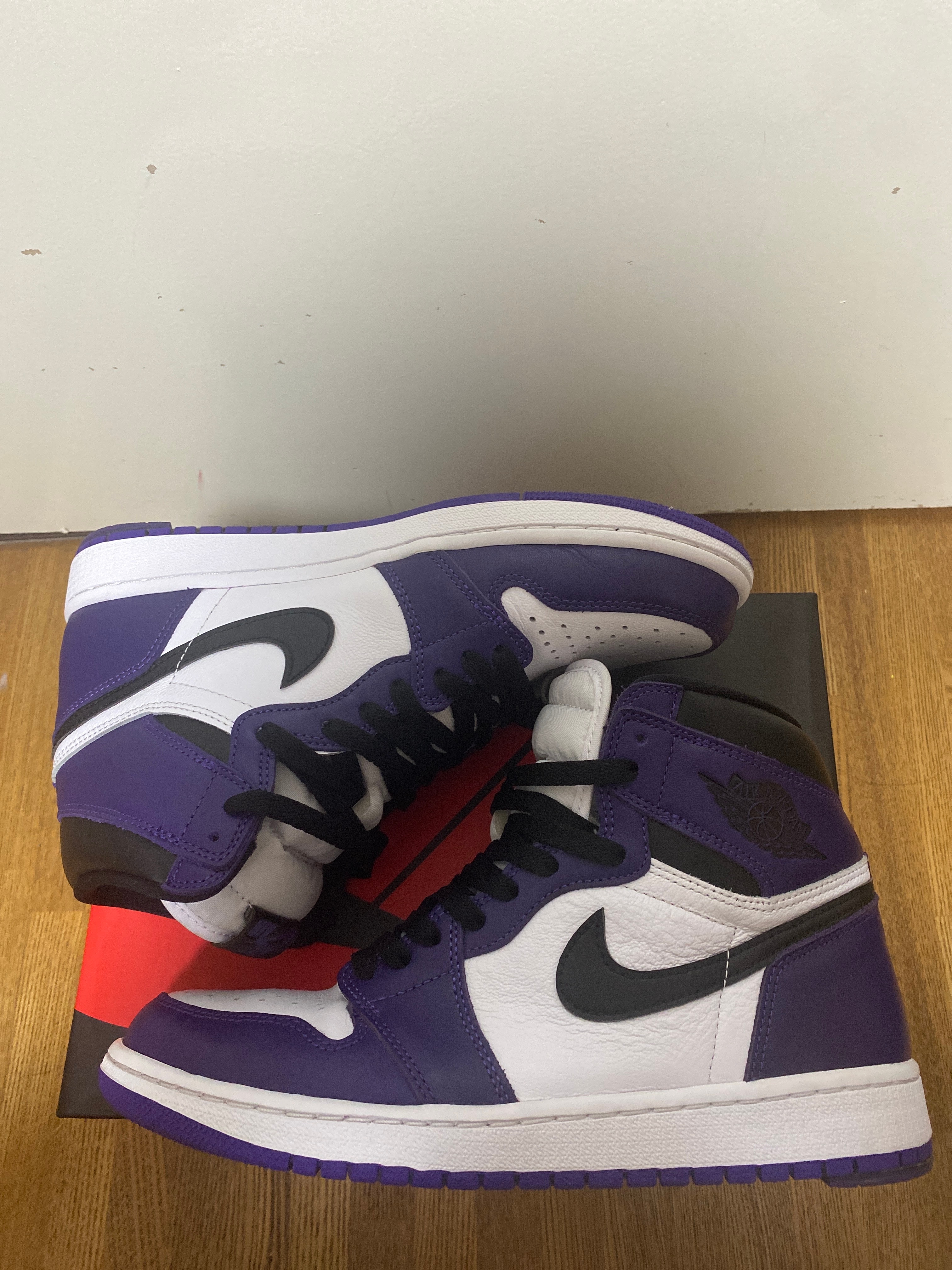 Nike Air Jordan 1 Retro High OG "Court Purple White/Black" (2020)