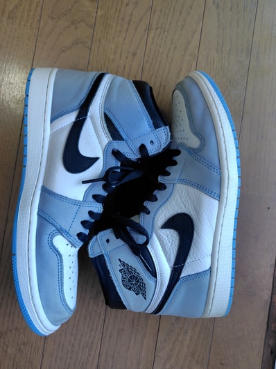 Nike Air Jordan 1 High OG "University Blue"