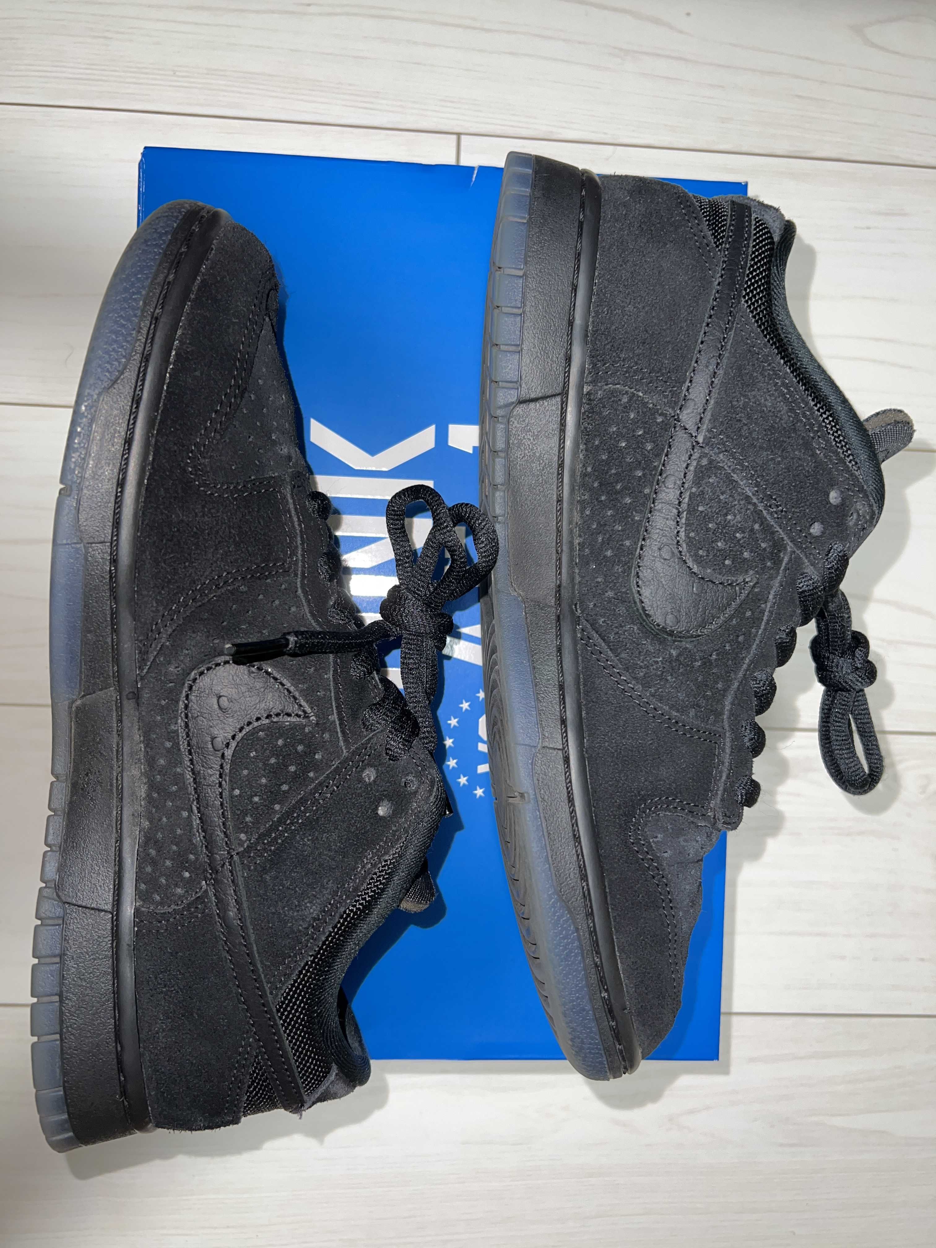 UNDEFEATED × Nike Dunk Low SP "5 ON IT"