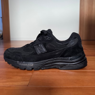 New Balance 992 "Triple Black" (2025/2026)