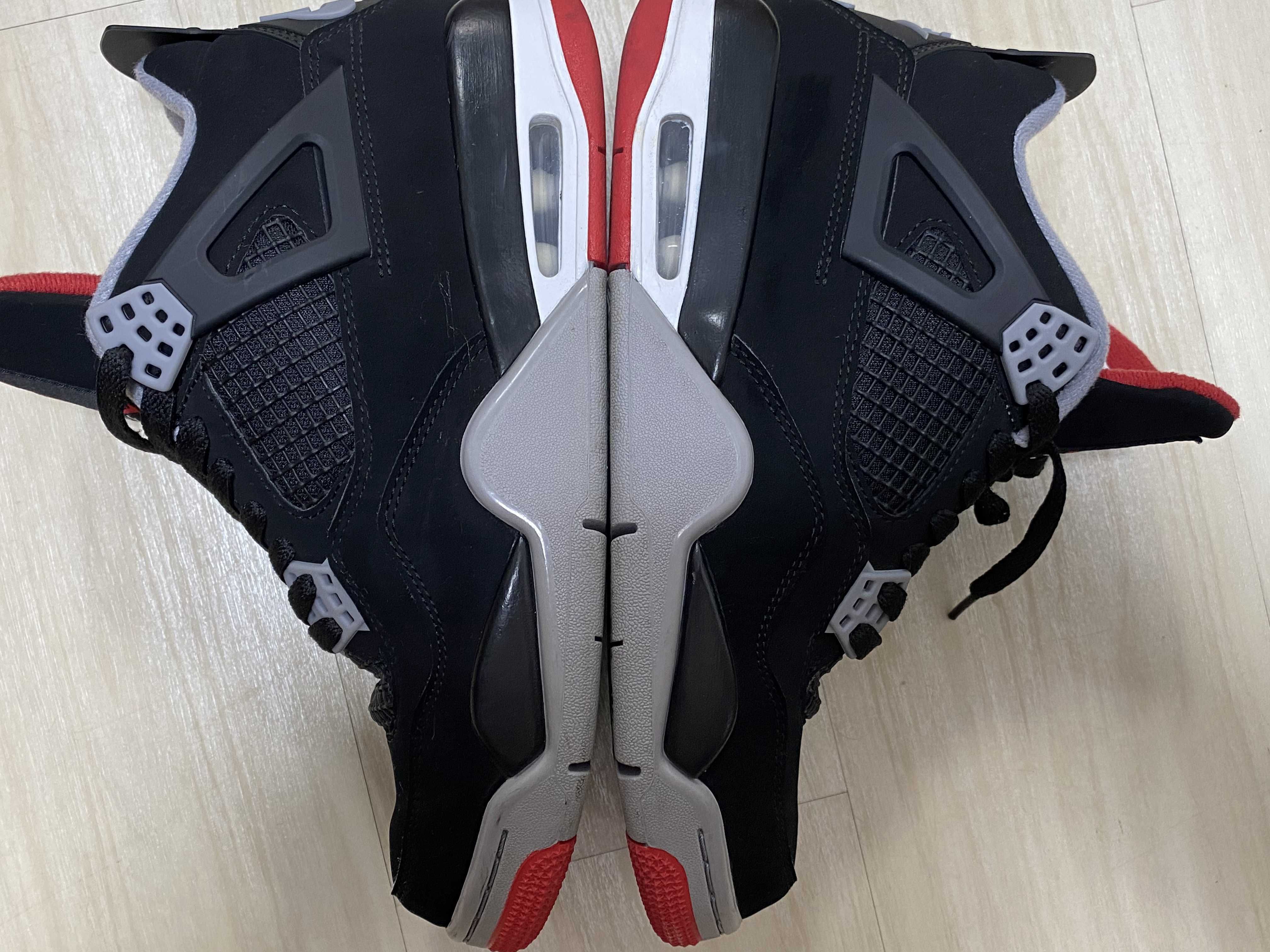 Nike Air Jordan 4 Retro "Bred" (2019)  