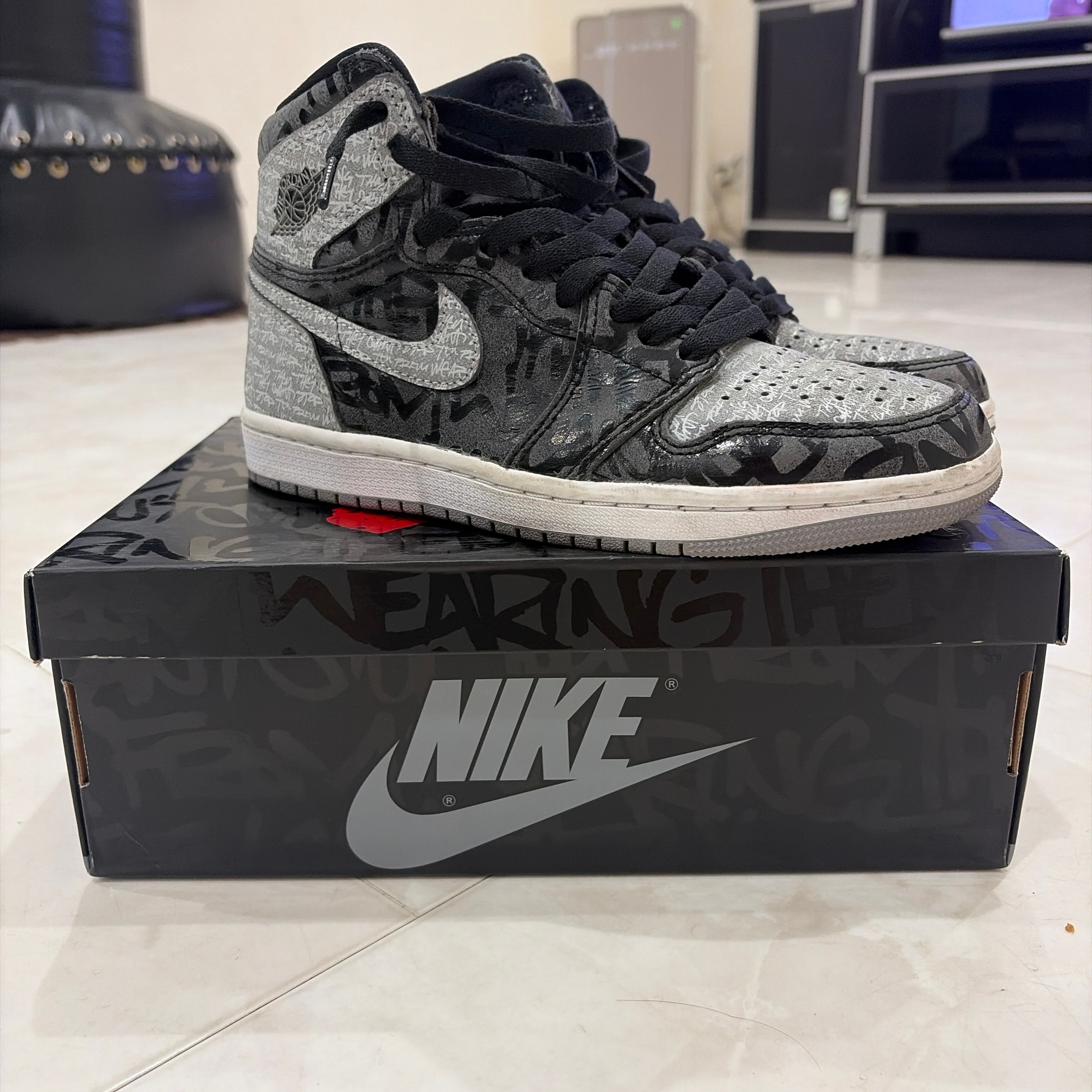 Nike Air Jordan 1 High OG "Rebellionaire"
