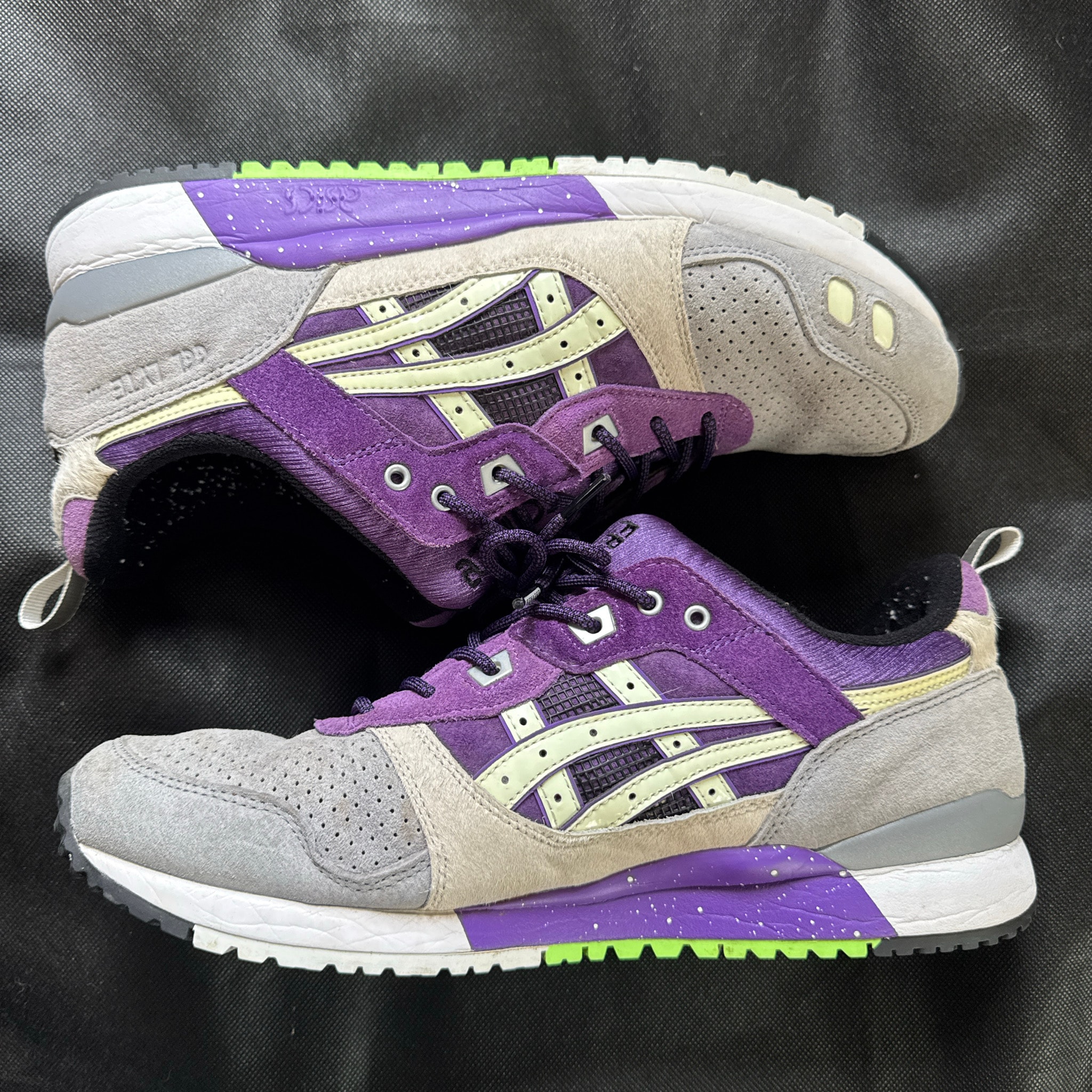 atmos × SNEAKER FREAKER × Asics GEL-LYTE III OG "Alley Cats"