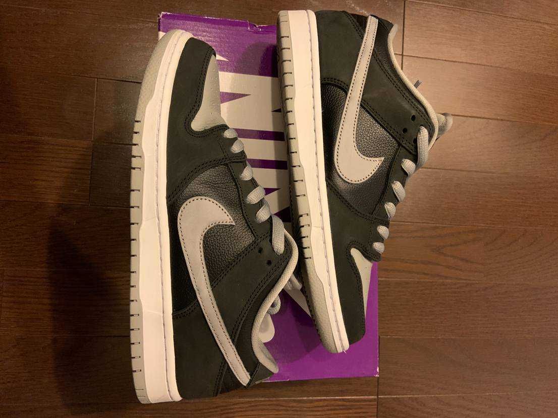 Nike SB Dunk Low "Shadow"