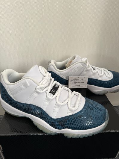 AIR JORDAN 11 LOW "SNAKESKIN"