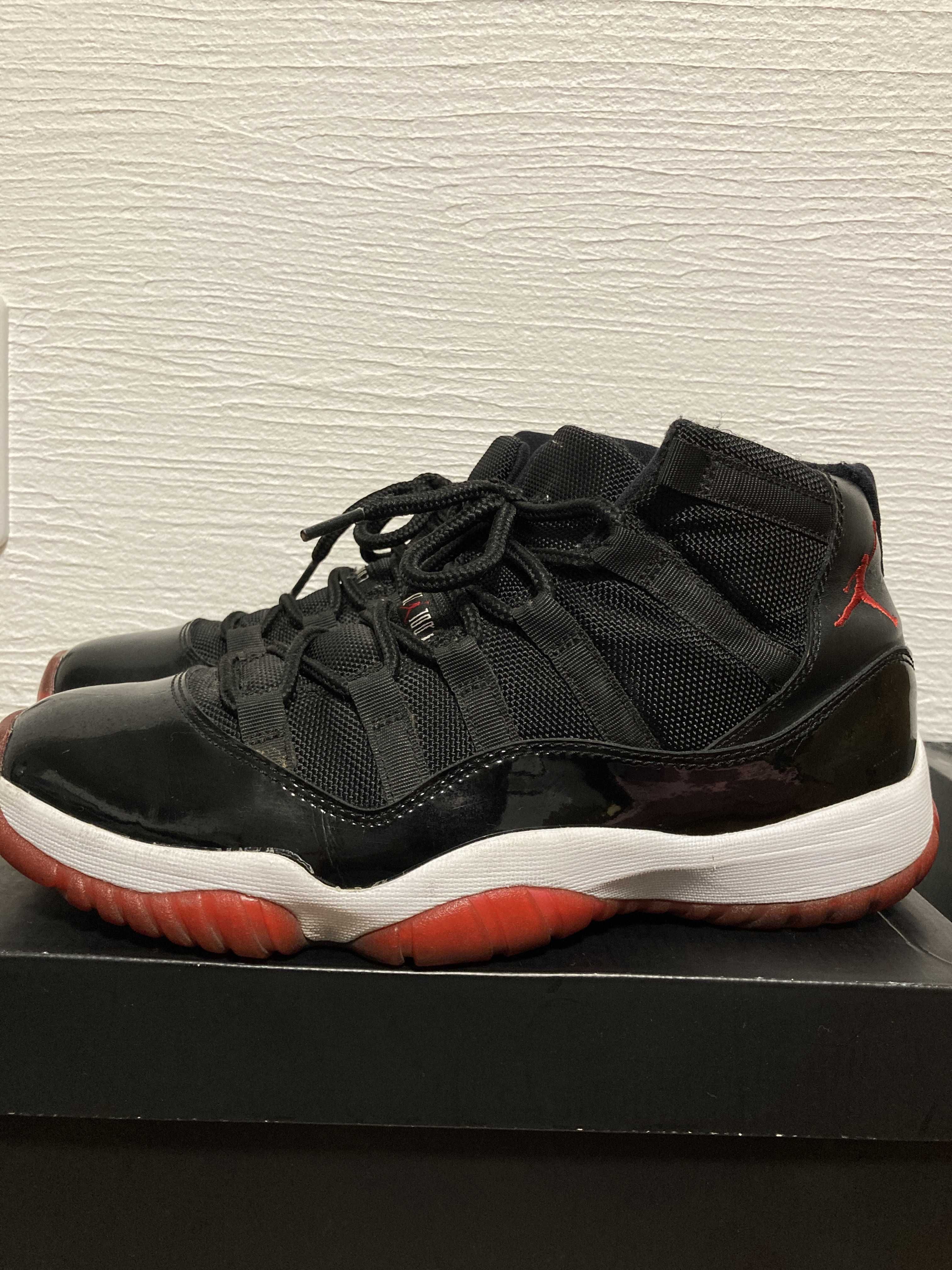 Nike Air Jordan 11 Retro "Playoffs" (2012)