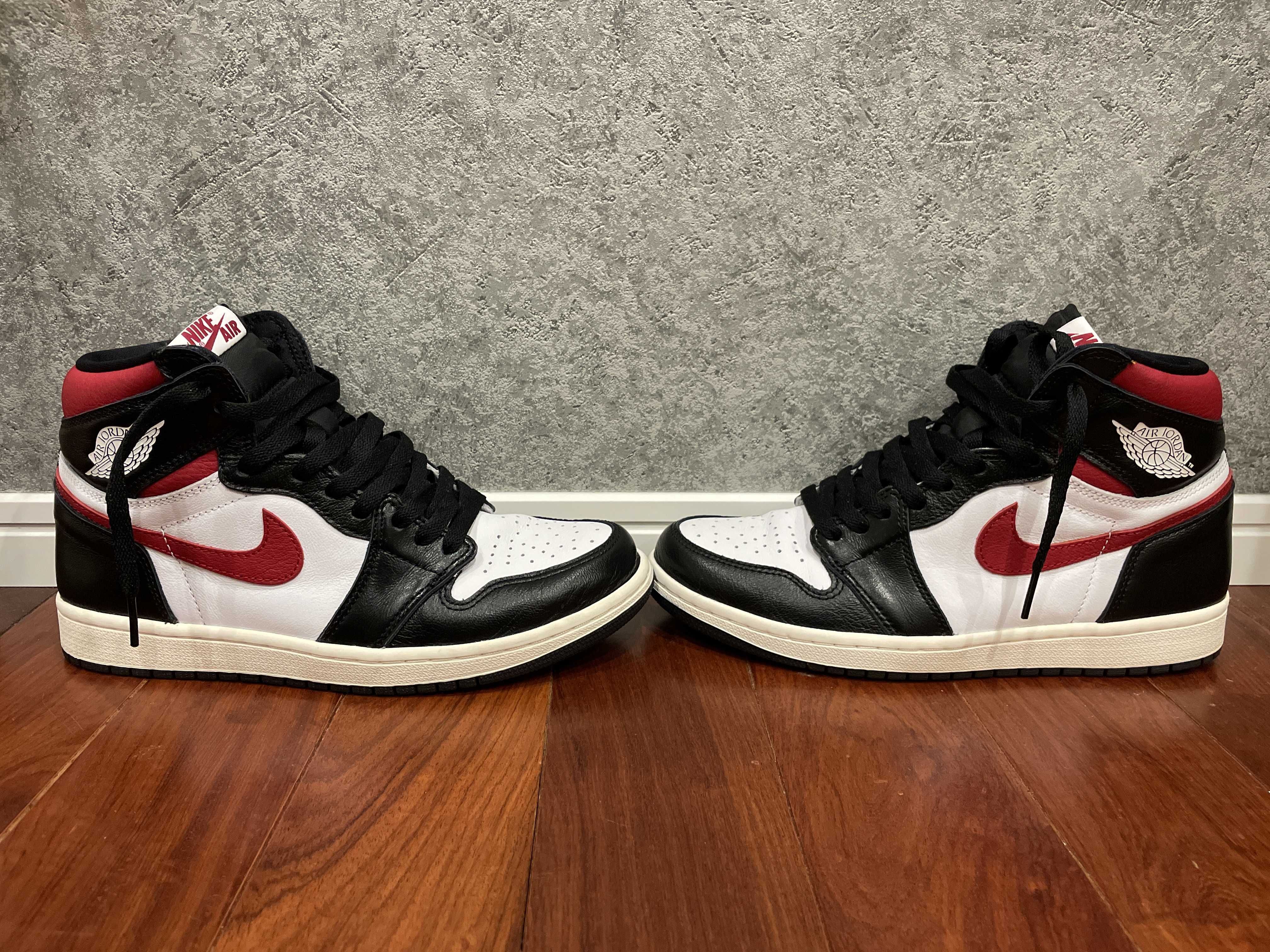 Nike Air Jordan 1 Retro High "Black/White/Sail/Gym Red"    