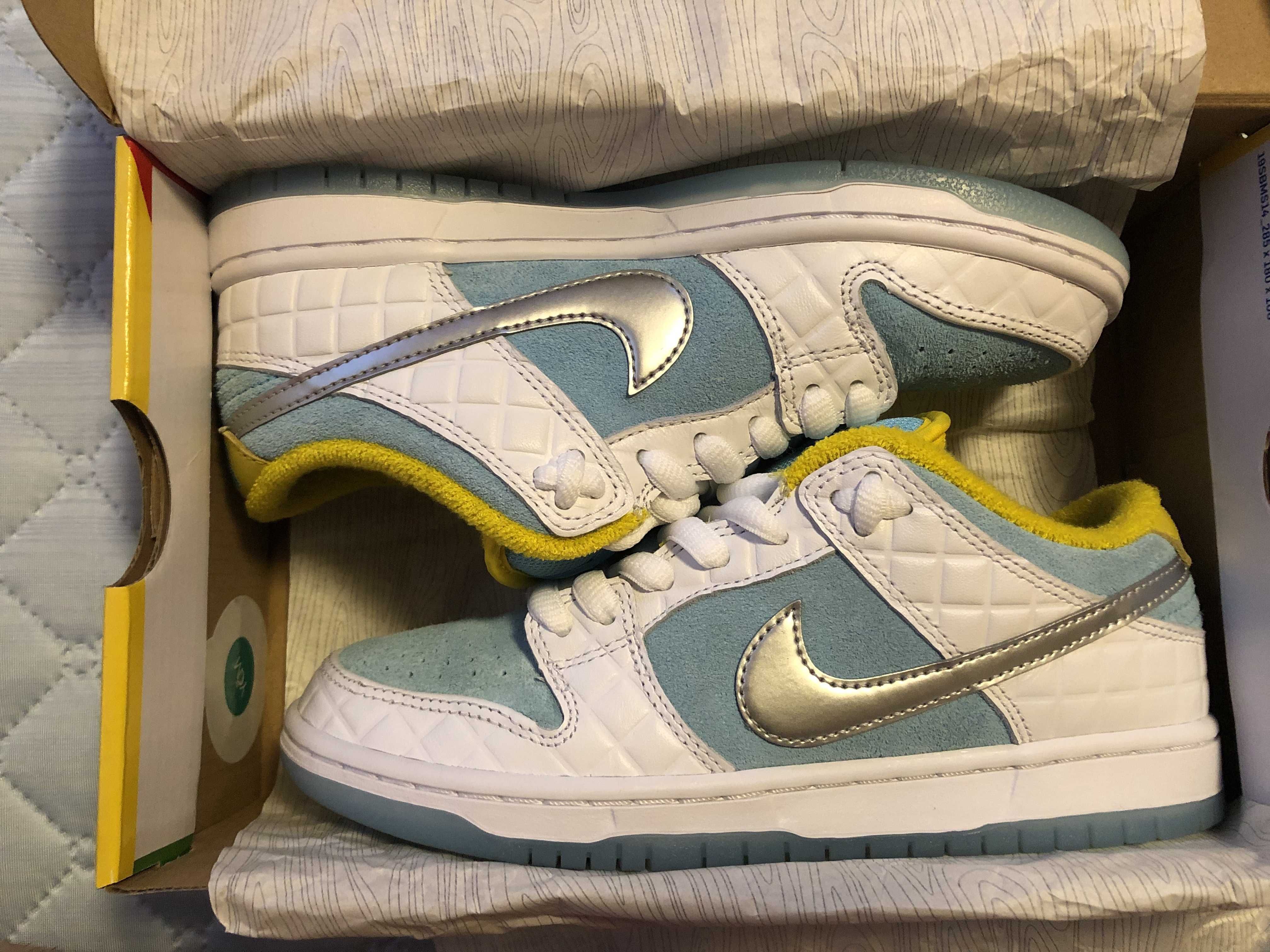 FTC × Nike SB Dunk Low "White/Blue"