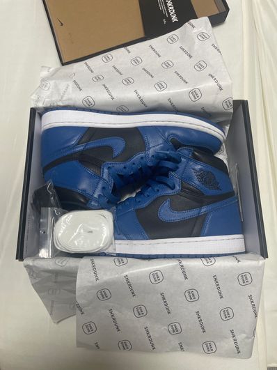 Nike Air Jordan 1 Retro High OG "Dark Marina Blue"